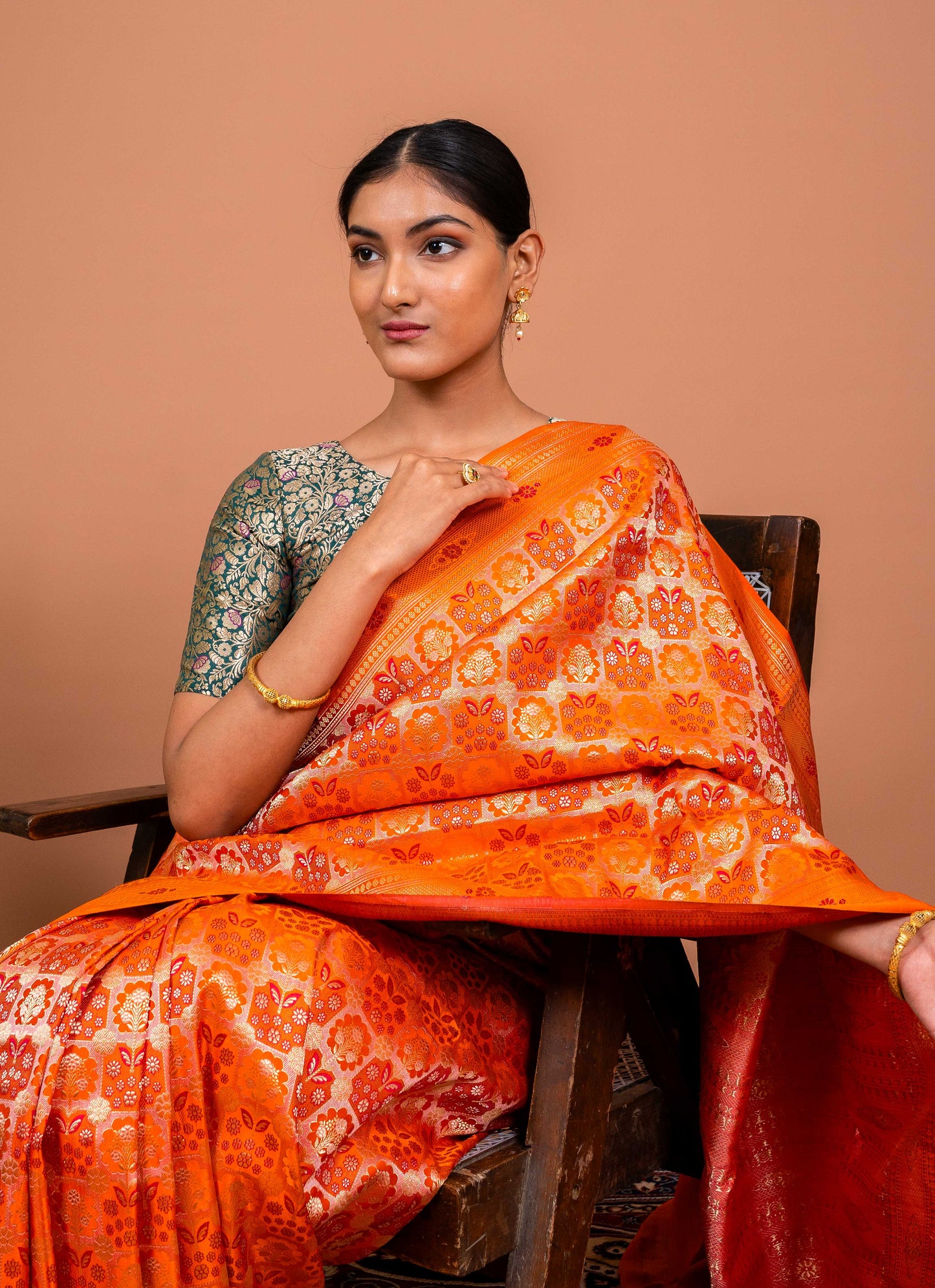 Vana tanchhoi Handwoven Banaras Saree