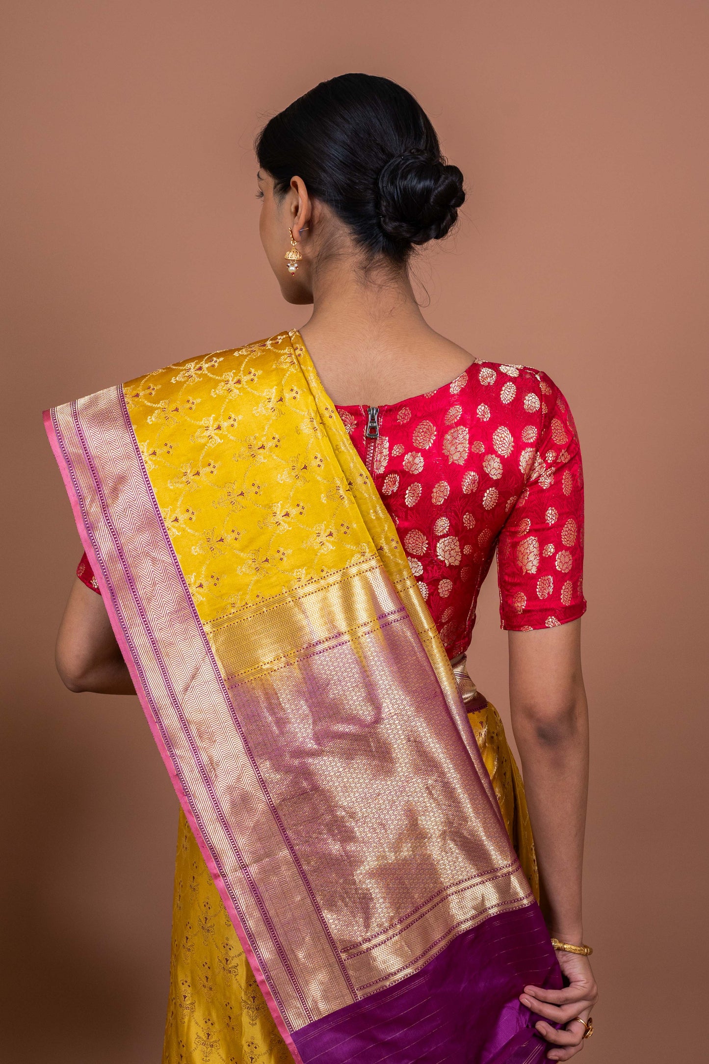 Mehraab Jaal Handwoven Banaras Saree