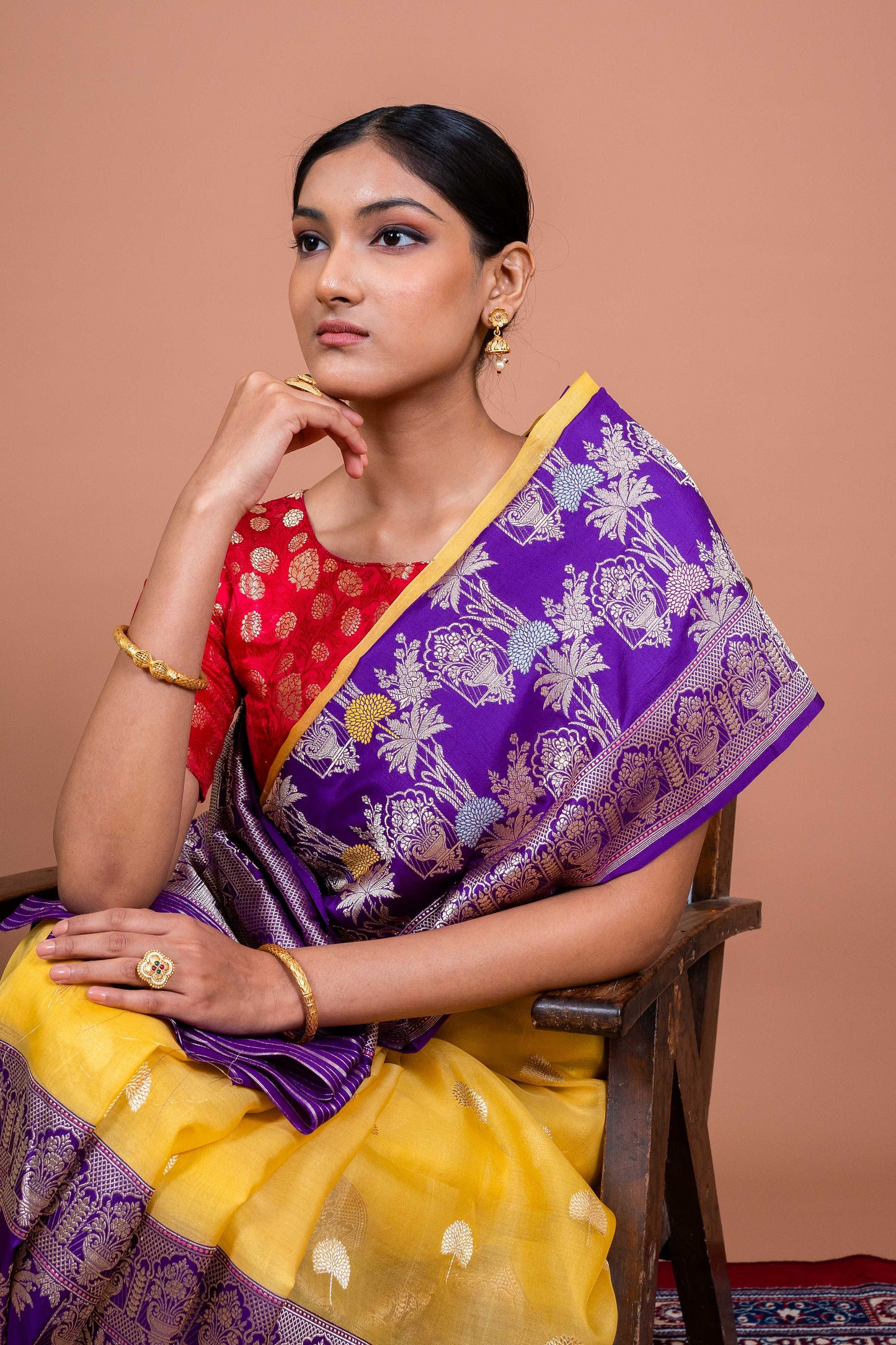 Kora Kataan Jaal Handwoven Banaras Saree