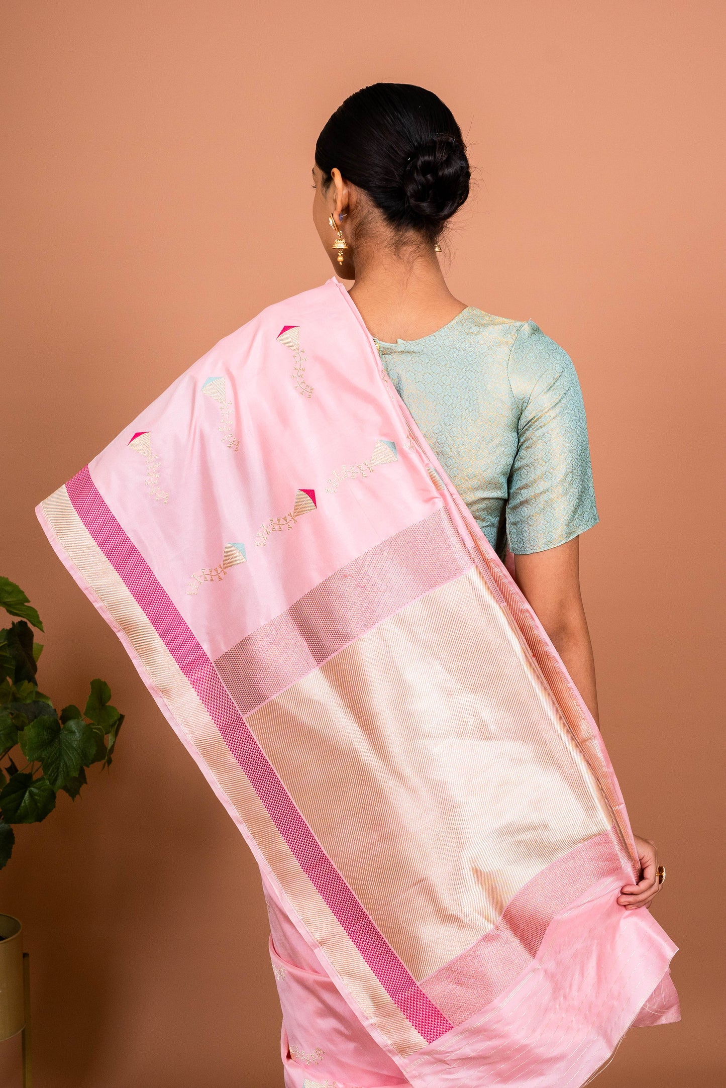 Patang Handwoven Banaras Saree