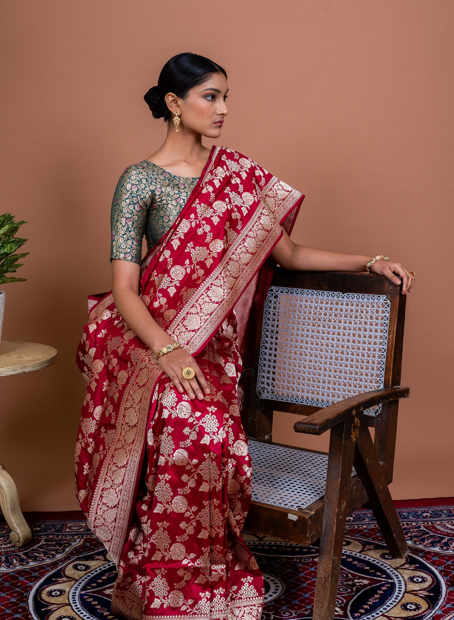 Anar Jaal Handwoven Banaras Saree