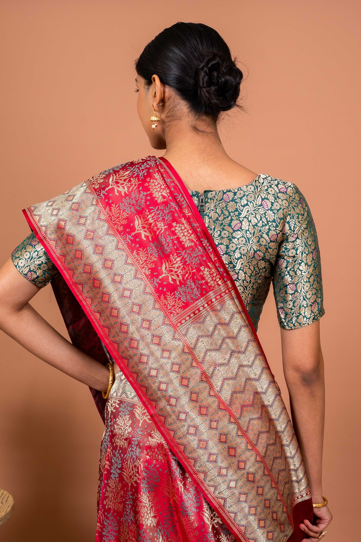 Vana tanchhoi Handwoven Banaras Saree