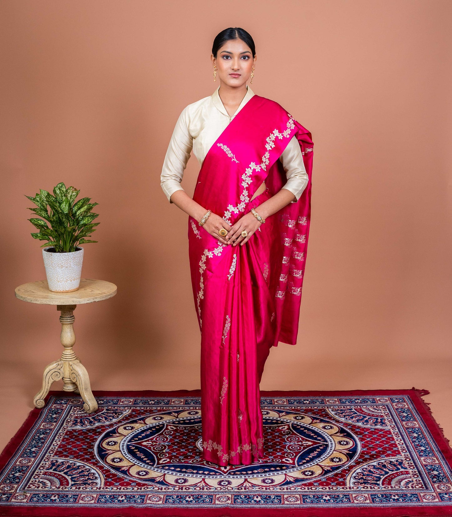 Lehar Boota Handwoven Banaras Saree