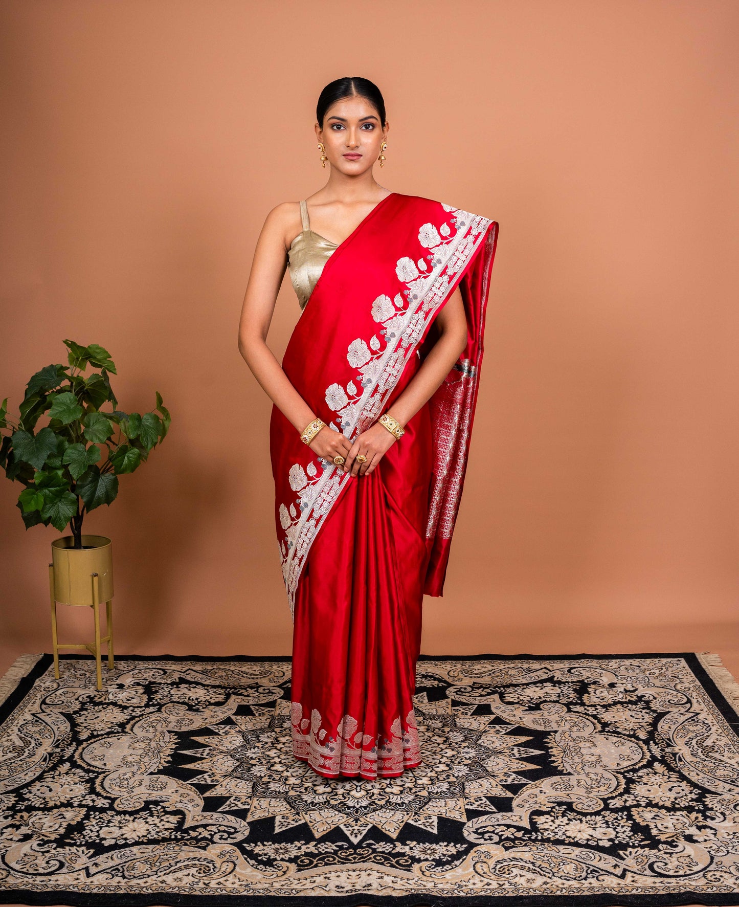 Gul Border Handwoven Banaras Saree