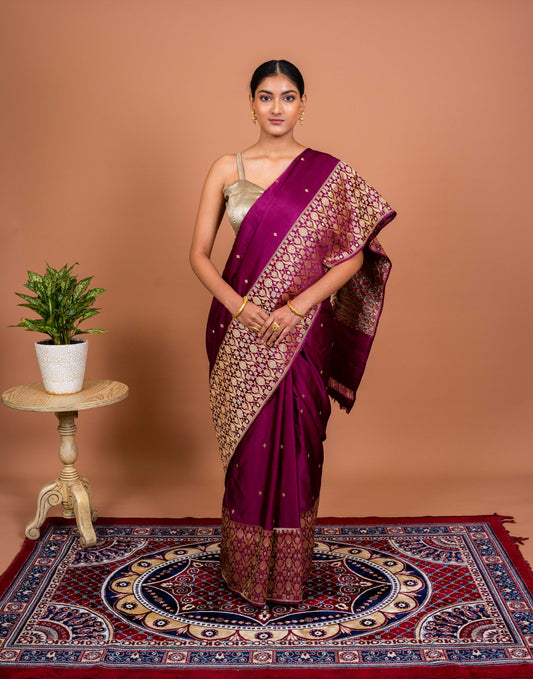 Kadhiyal Handwoven Banaras Saree