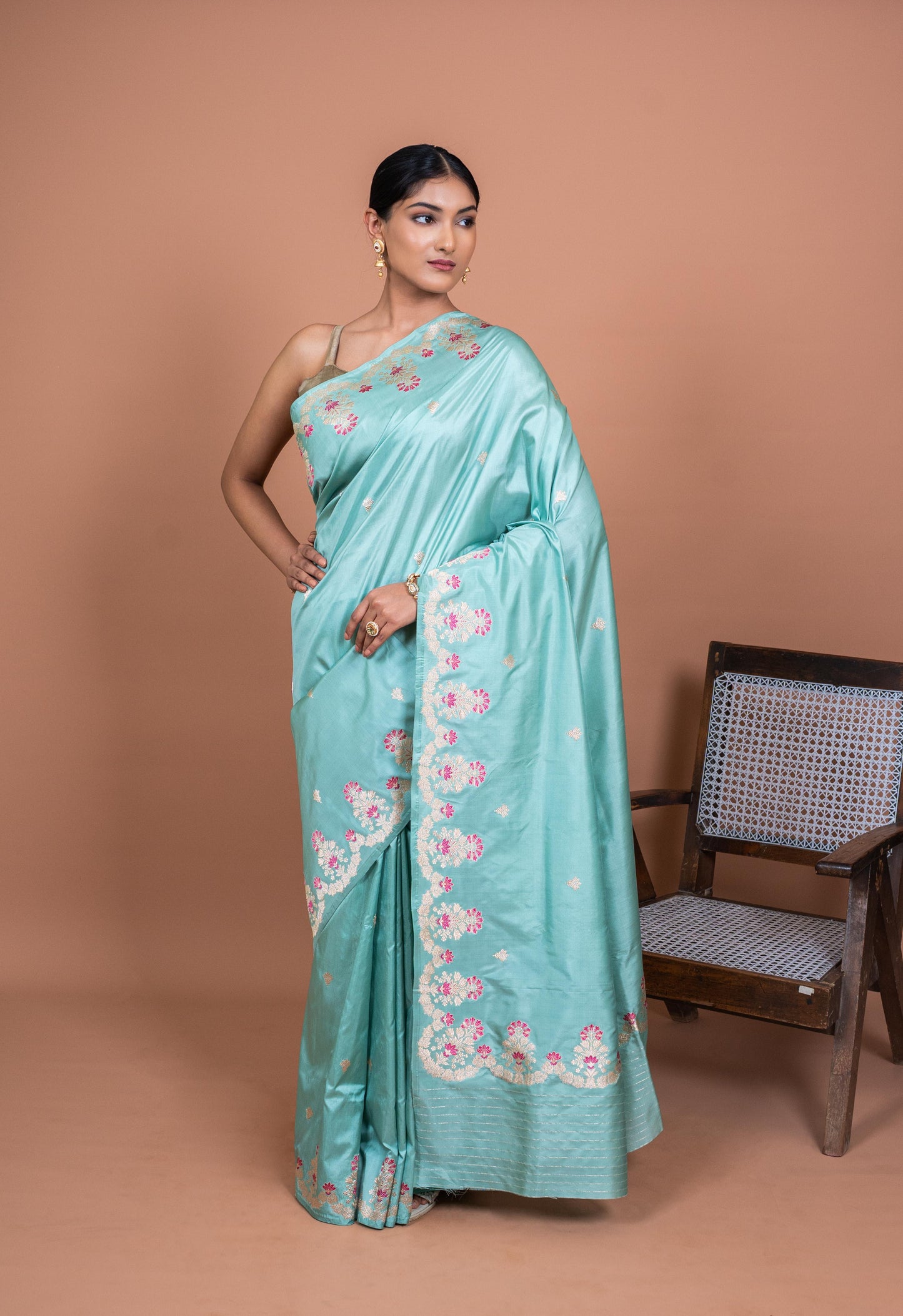 Aviral Handwoven Banaras Saree
