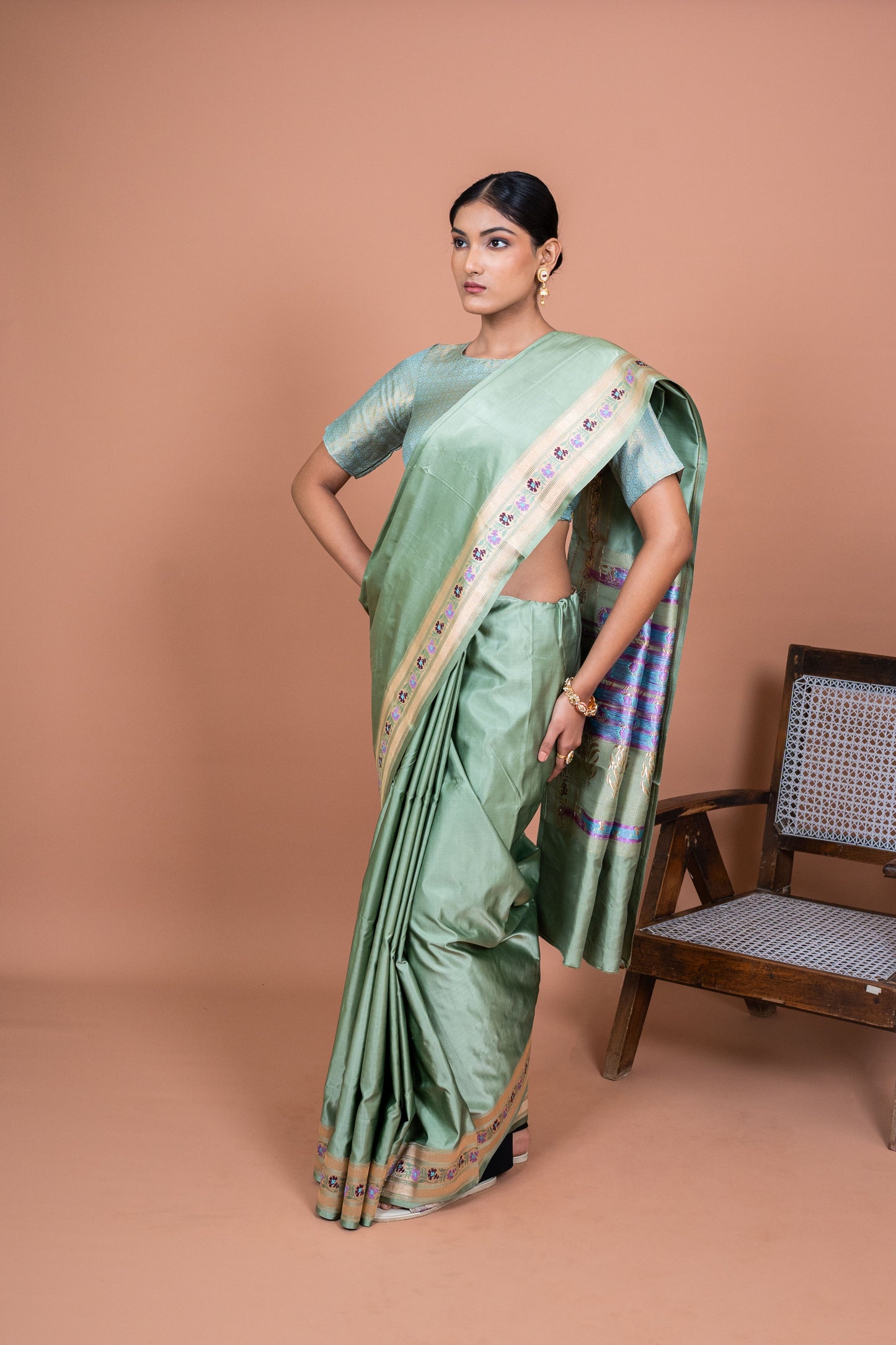 Carry Pallu Handwoven Banaras Saree