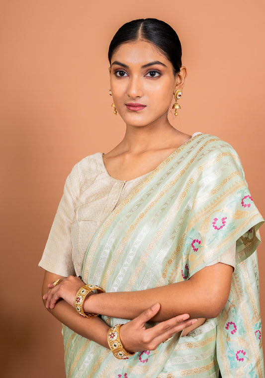 Paisely Pallu Handwoven Banaras Saree