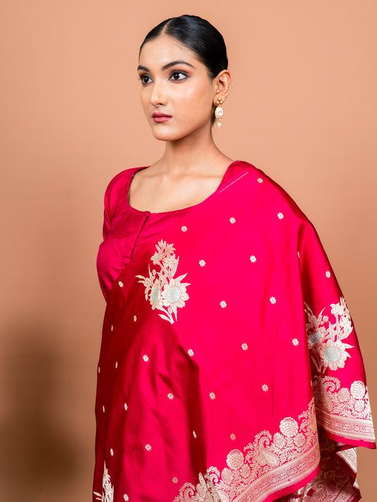 Royal Boota Handwoven Banaras Saree