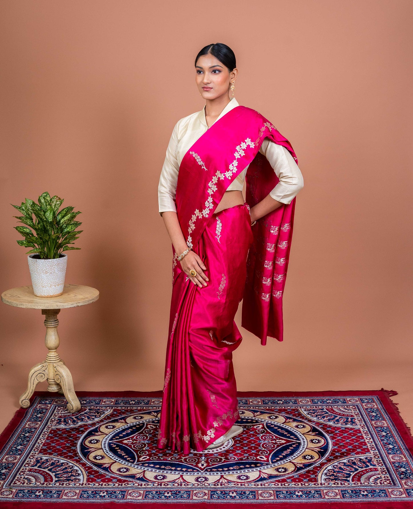 Lehar Boota Handwoven Banaras Saree