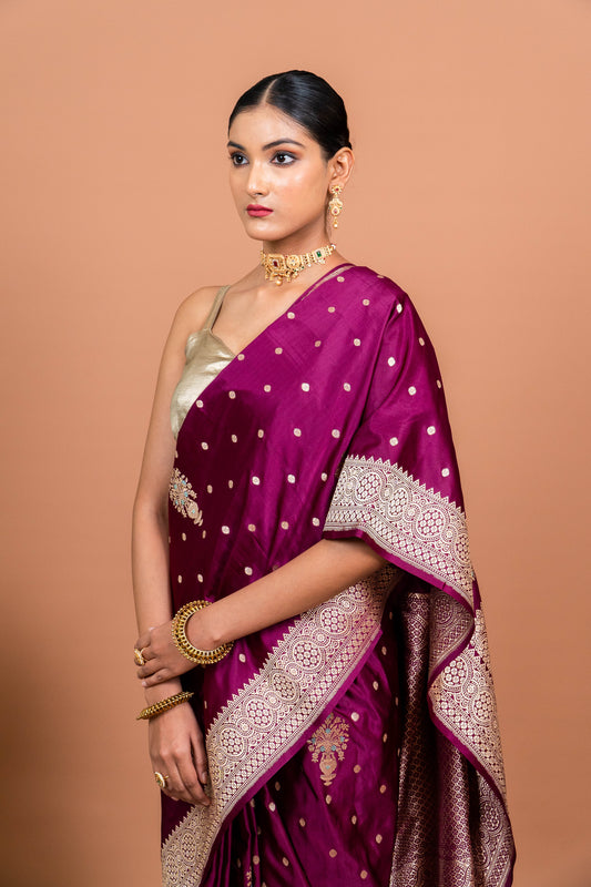 Royal Boota Handwoven Banaras Saree