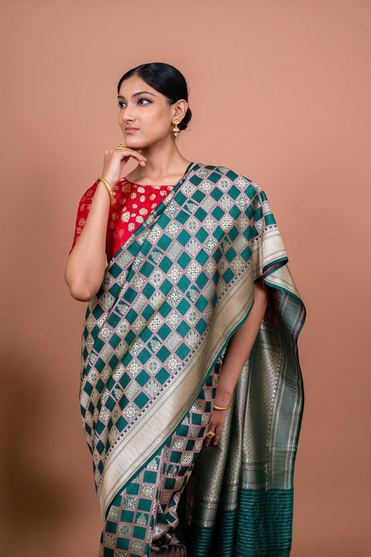 Chowkadi Gul Handwoven Banaras Saree