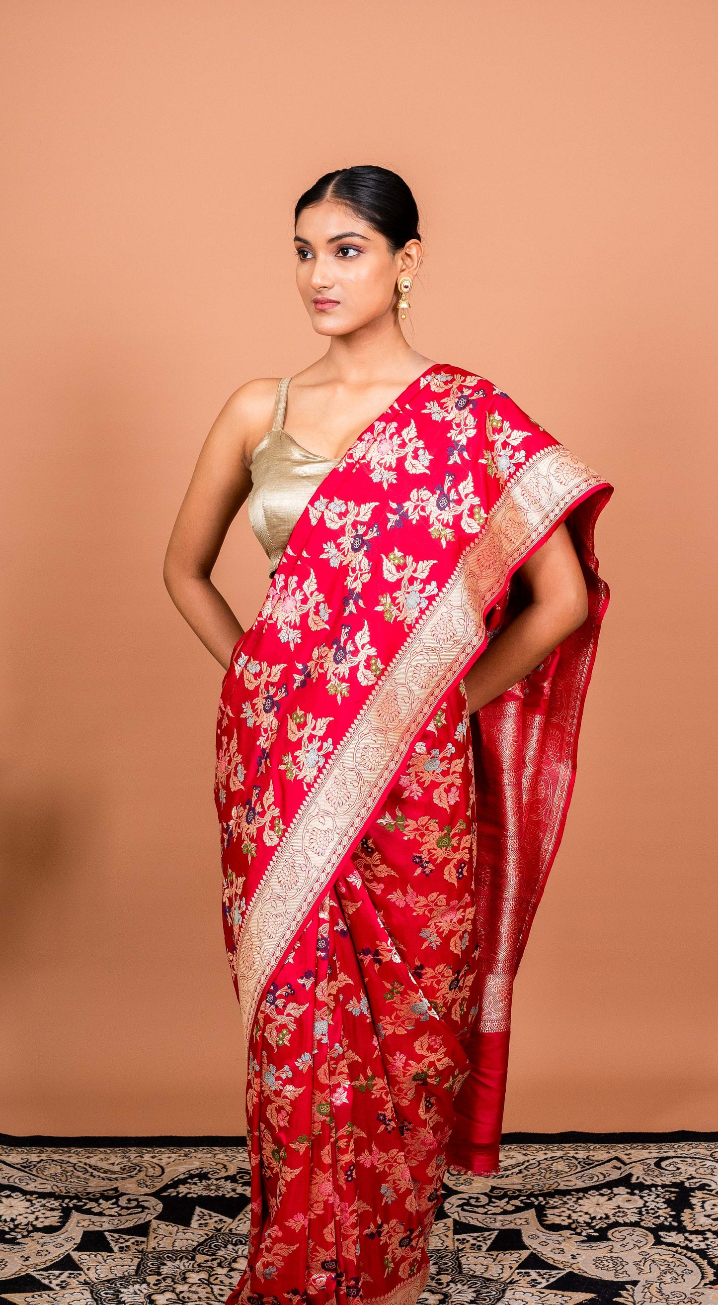Nikhar Handwoven Banaras Saree