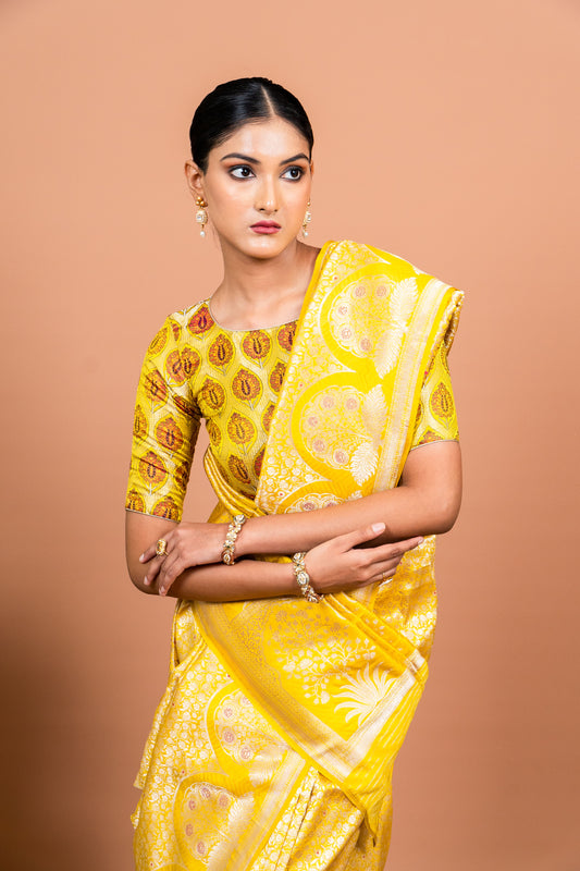 Guldasta Handwoven Banaras Saree