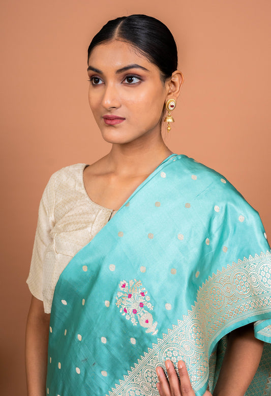 Guldasta Handwoven Banaras Saree