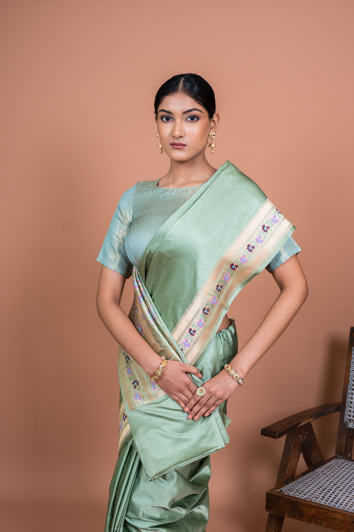 Carry Pallu Handwoven Banaras Saree
