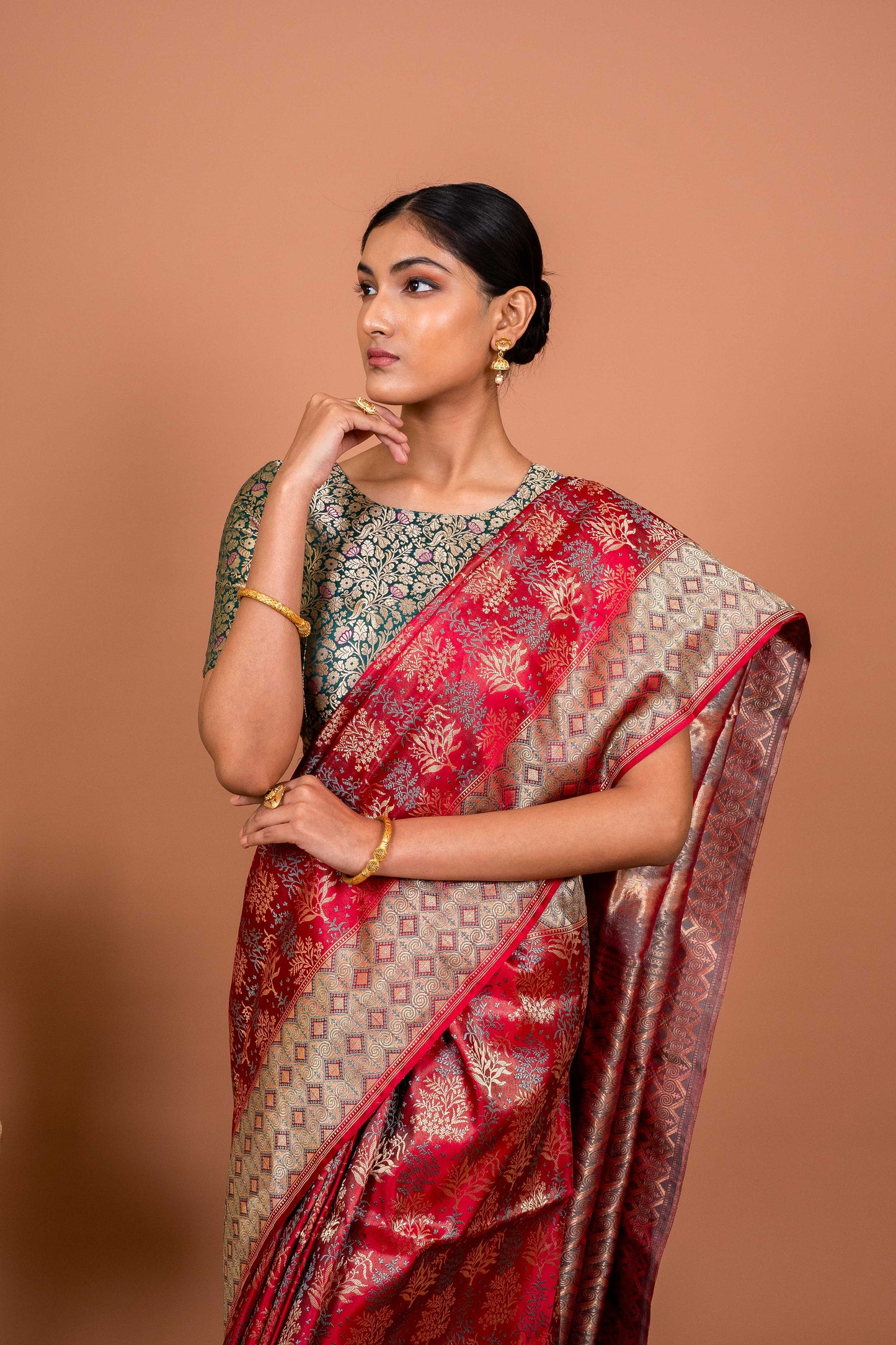 Vana tanchhoi Handwoven Banaras Saree