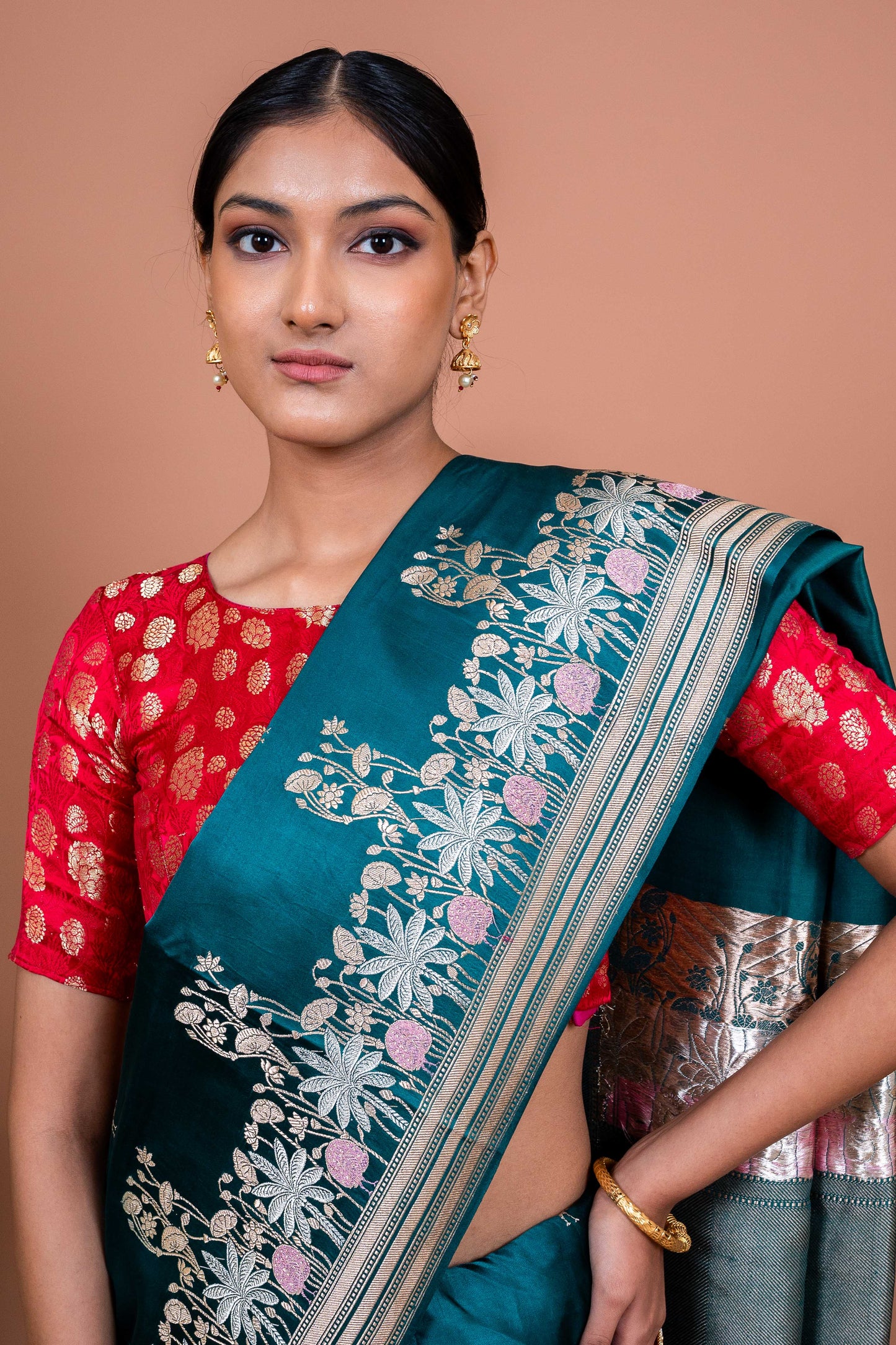 Kamal Border Handwoven Banaras Saree