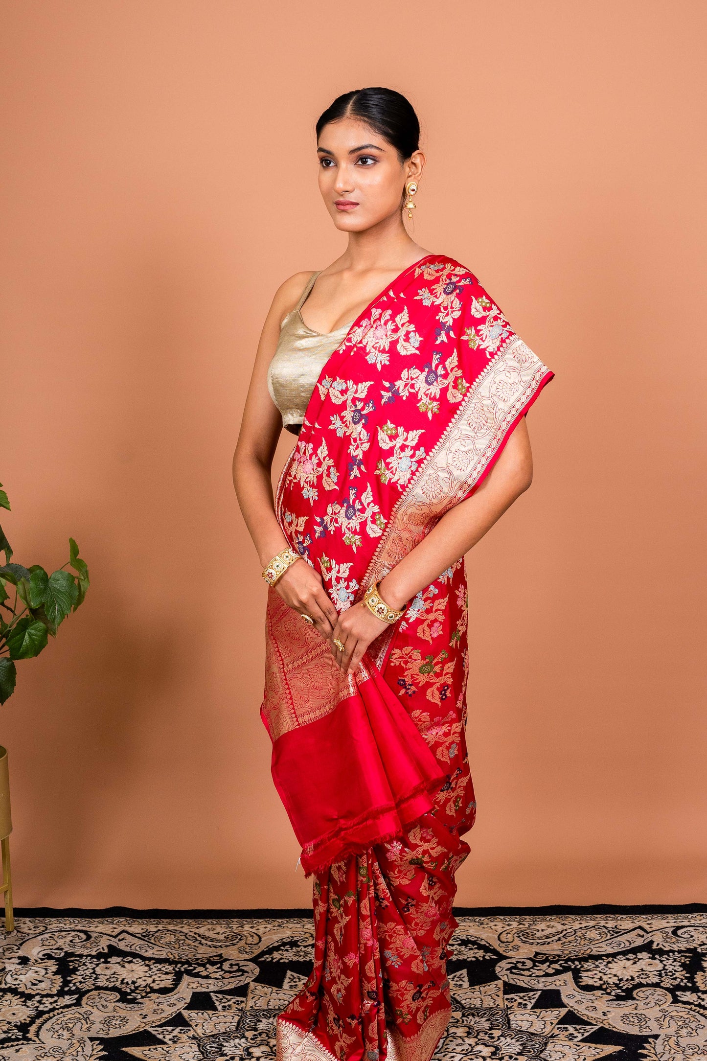 Nikhar Handwoven Banaras Saree