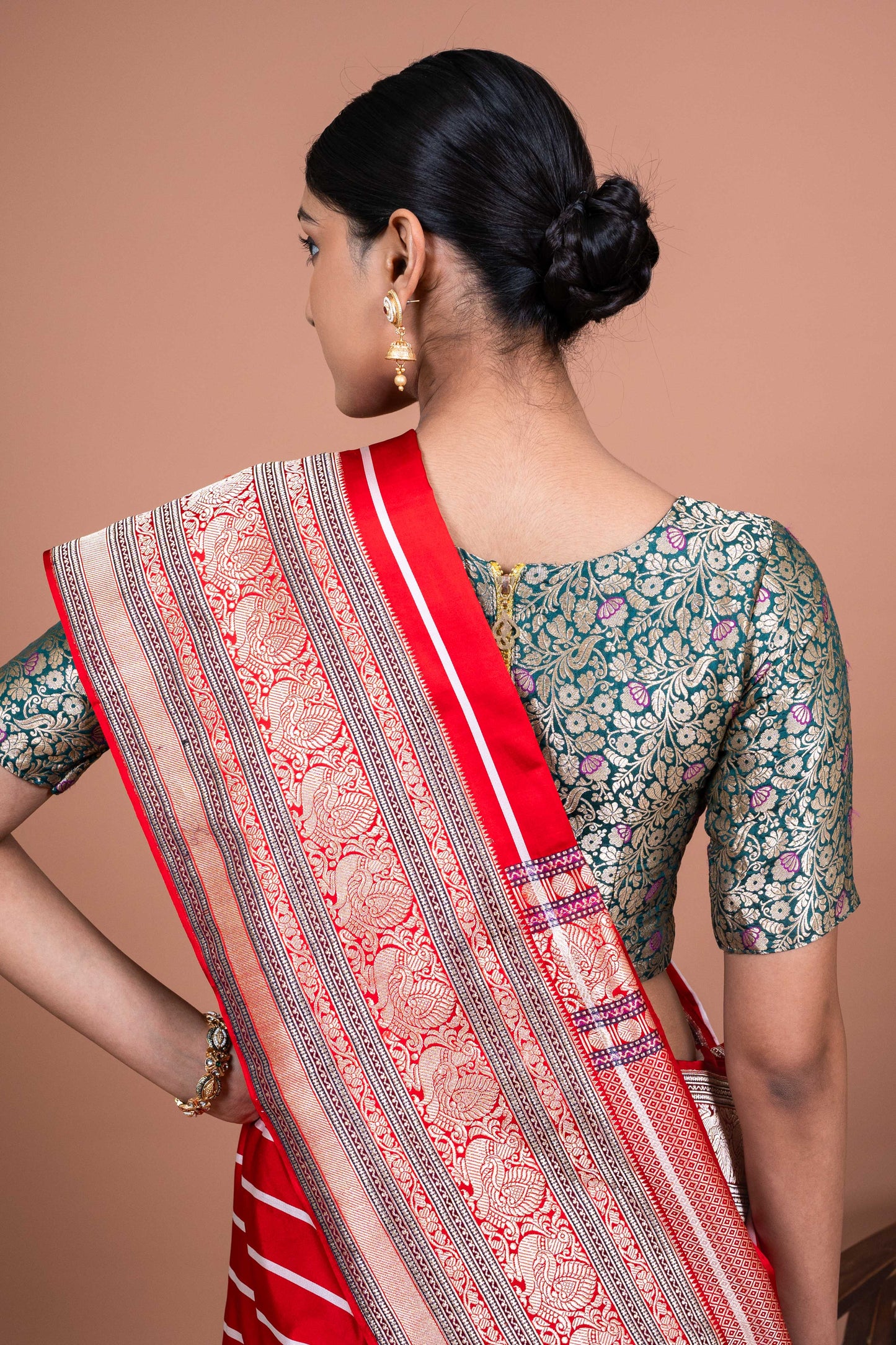 Meenakshi Handwoven Banaras Saree
