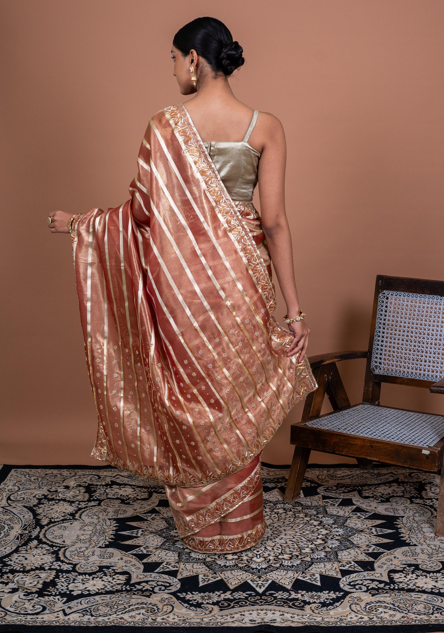 Reti Handwoven Banaras Saree
