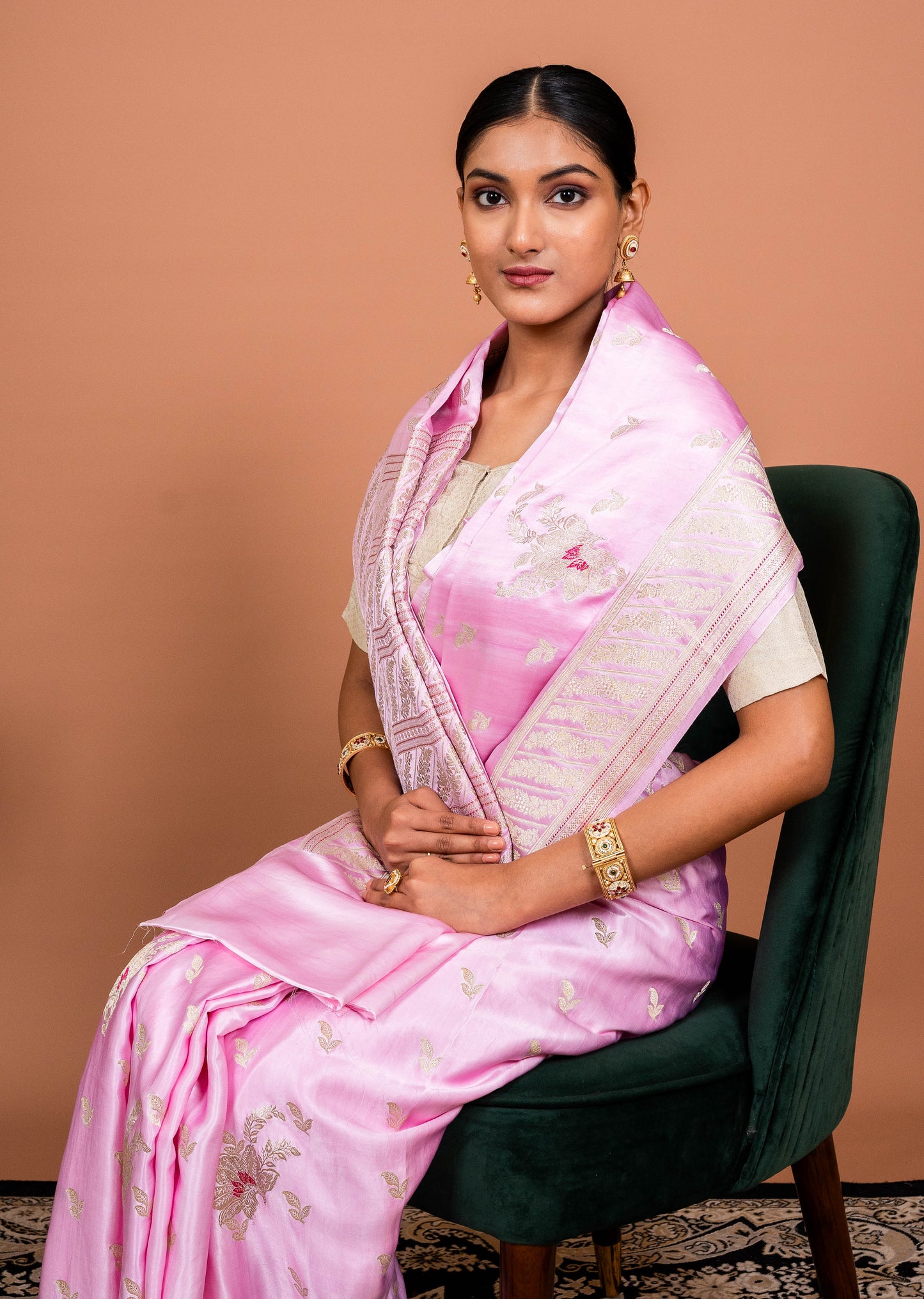 Guldasta Handwoven Banaras Saree
