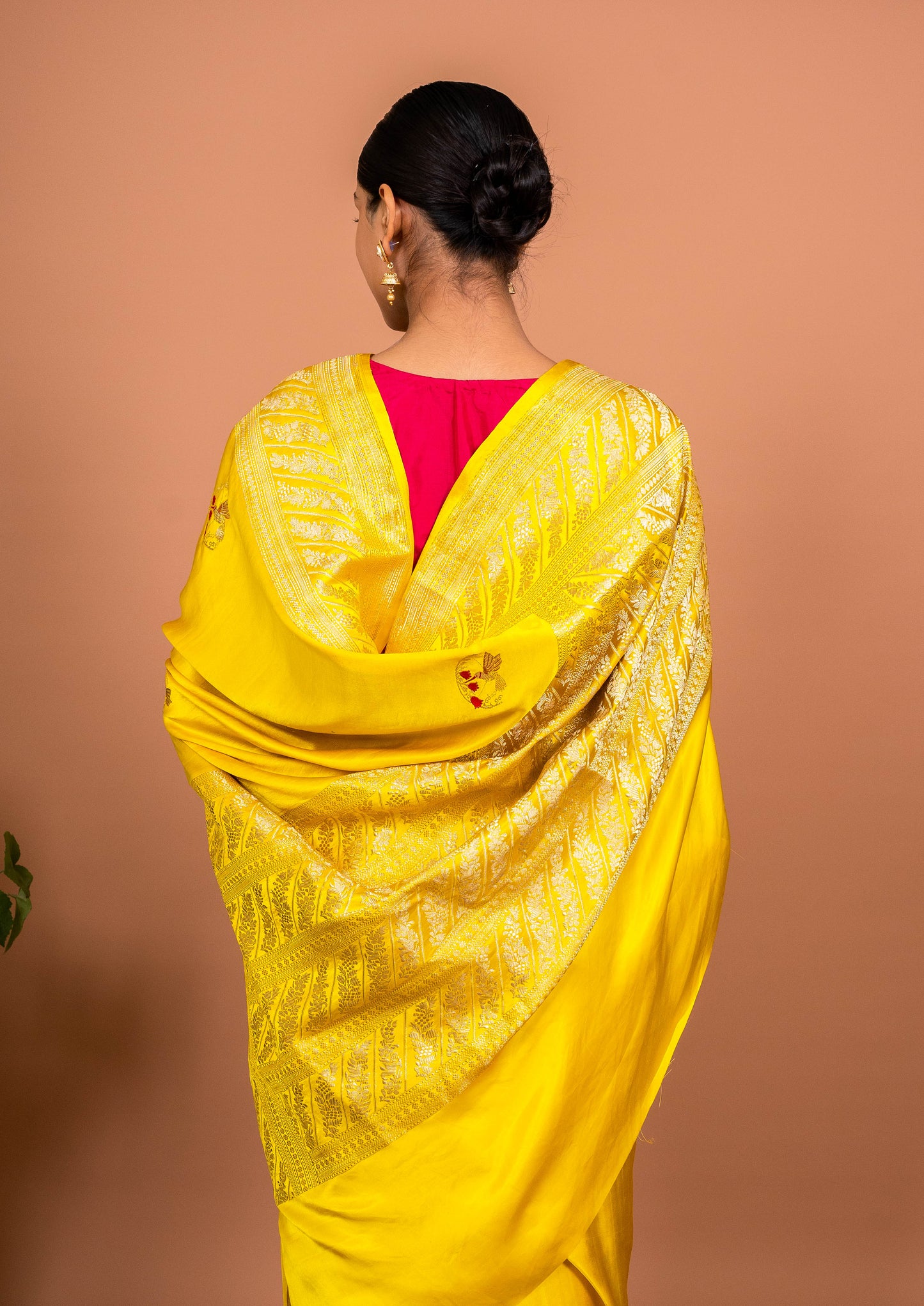 Kingfisher Handwoven Banaras Saree