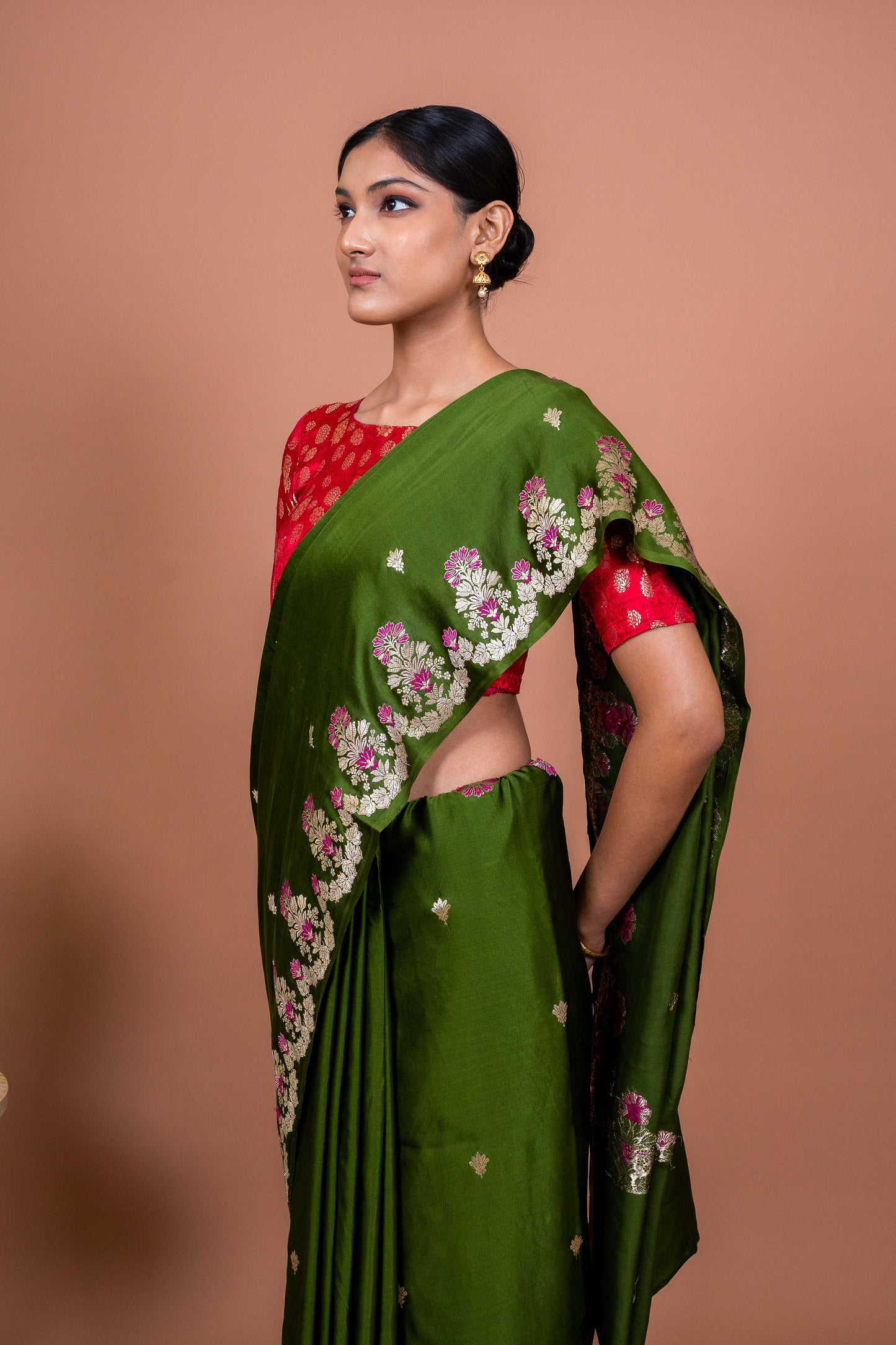 Meenakar Border Handwoven Banaras Saree