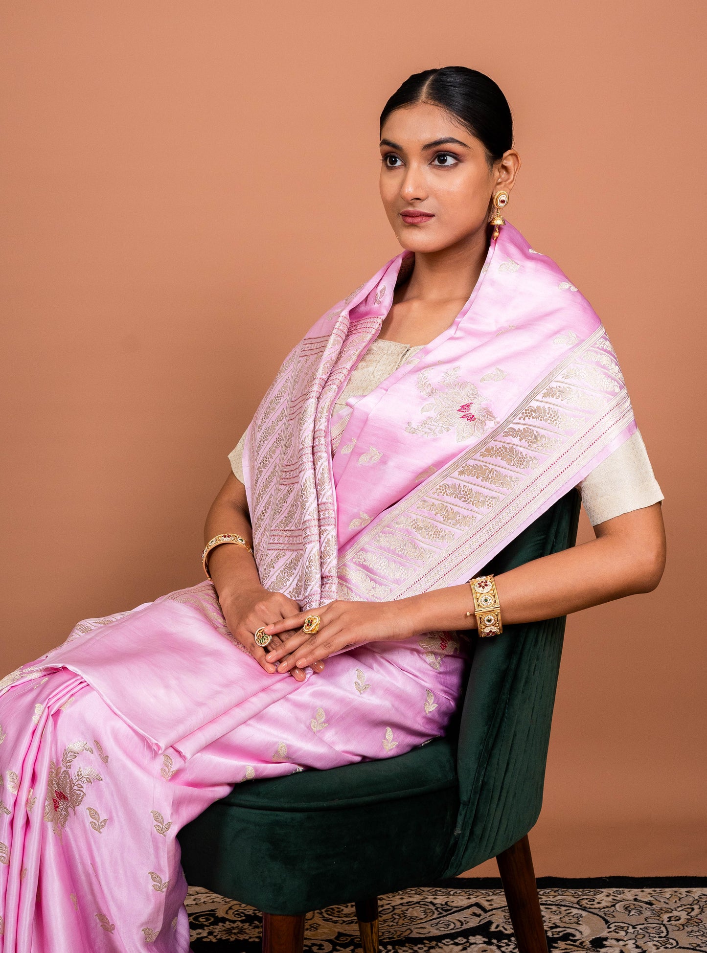 Guldasta Handwoven Banaras Saree