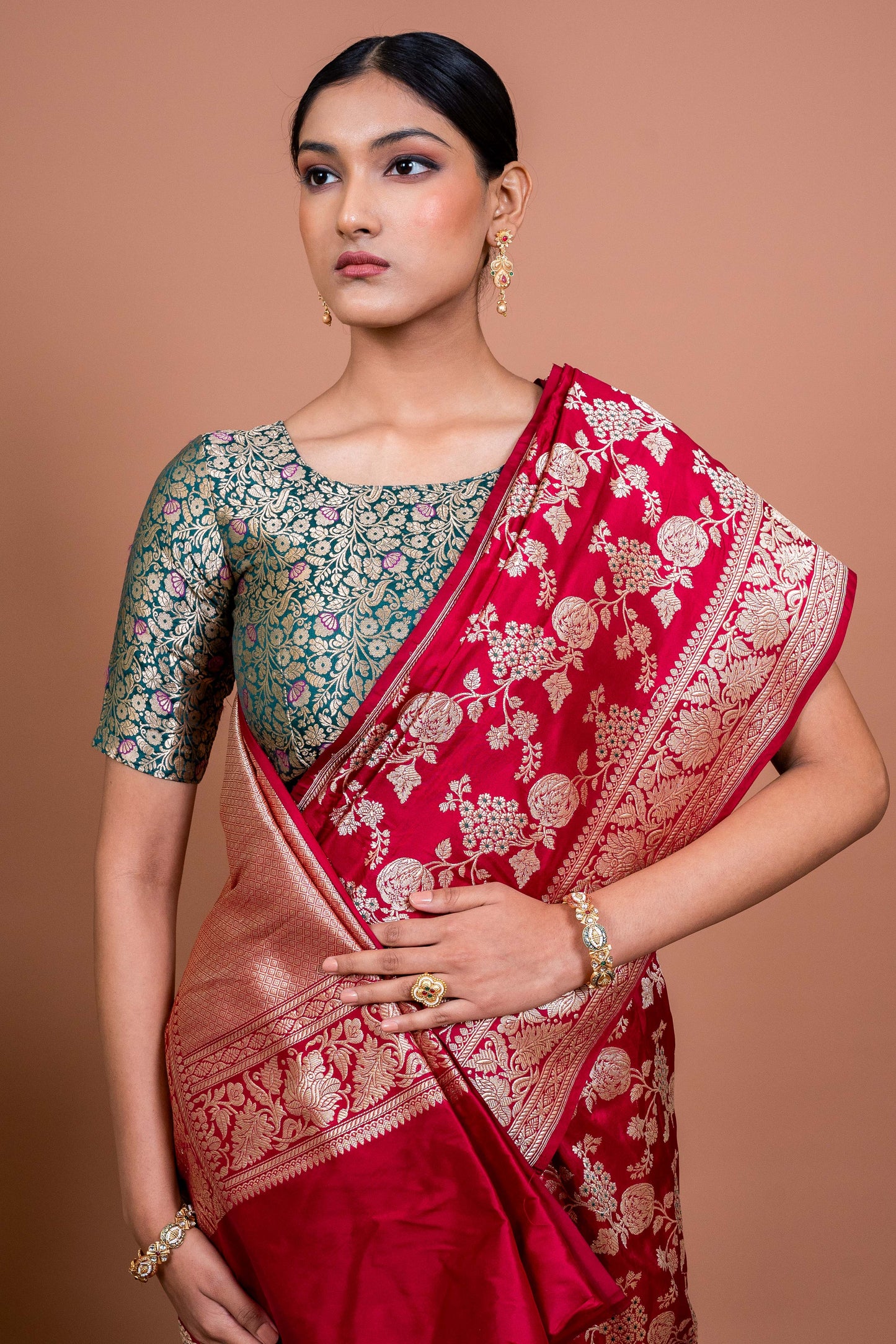 Anar Jaal Handwoven Banaras Saree