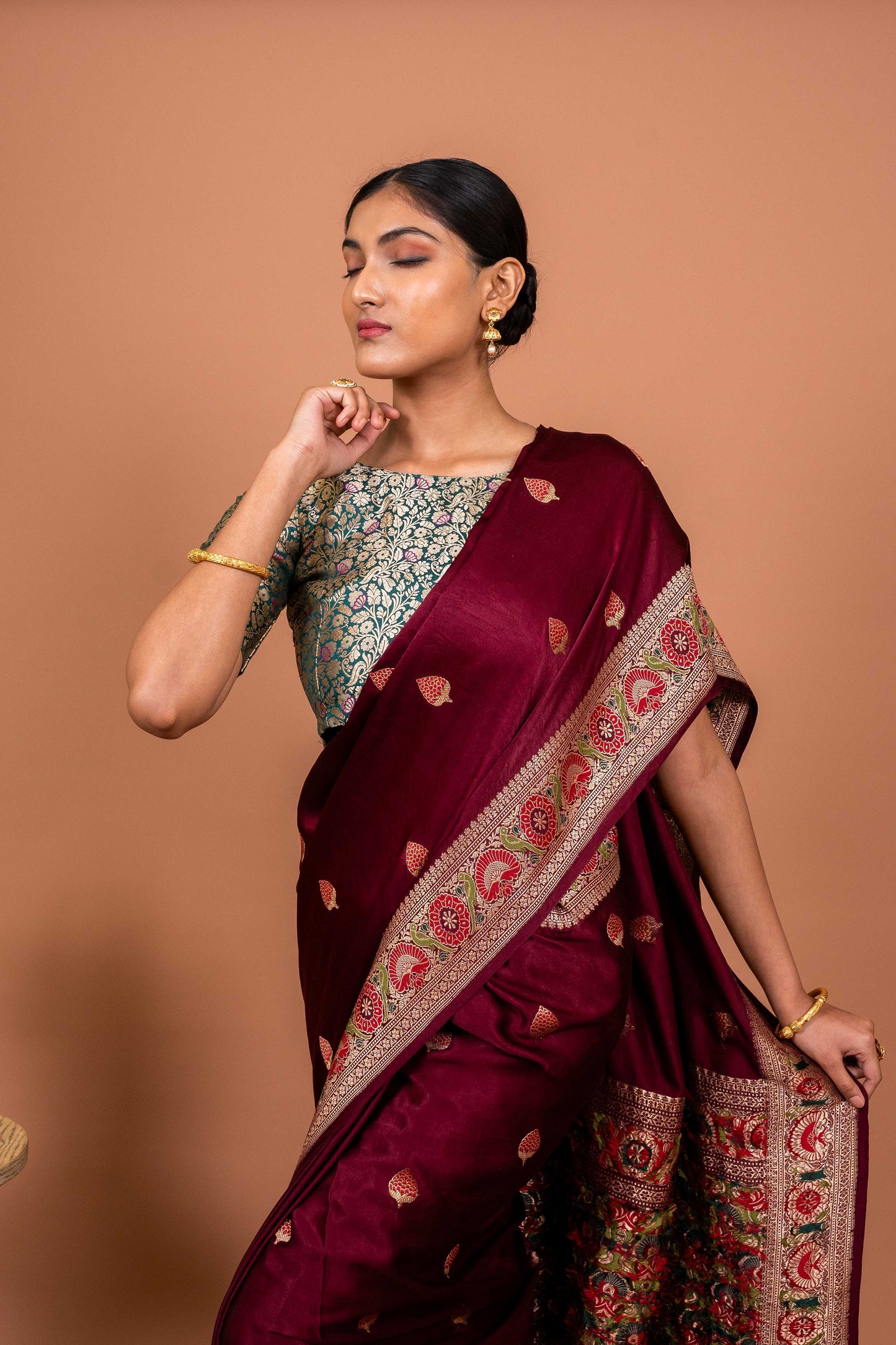 Ashawali Border Handwoven Banaras Saree