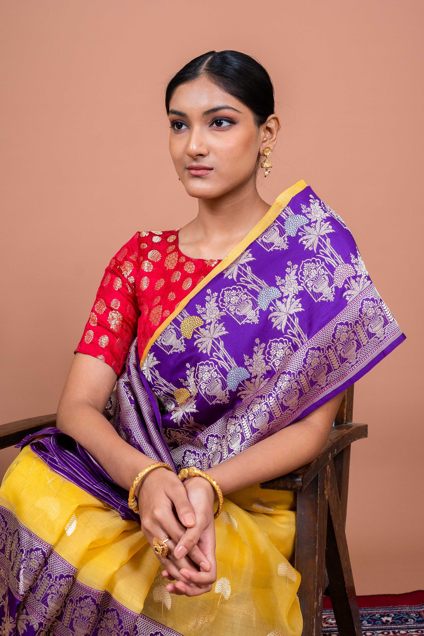 Kora Kataan Jaal Handwoven Banaras Saree