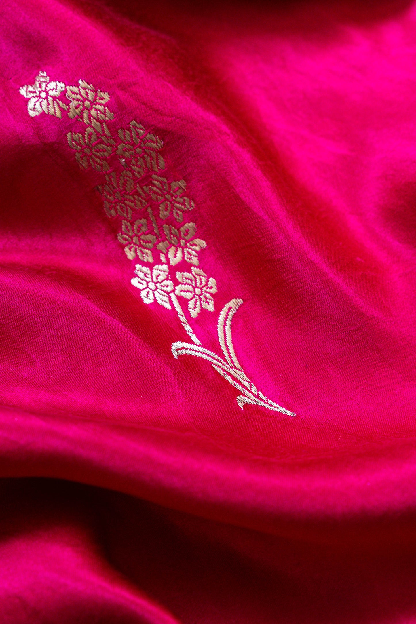 Lehar Boota Handwoven Banaras Saree