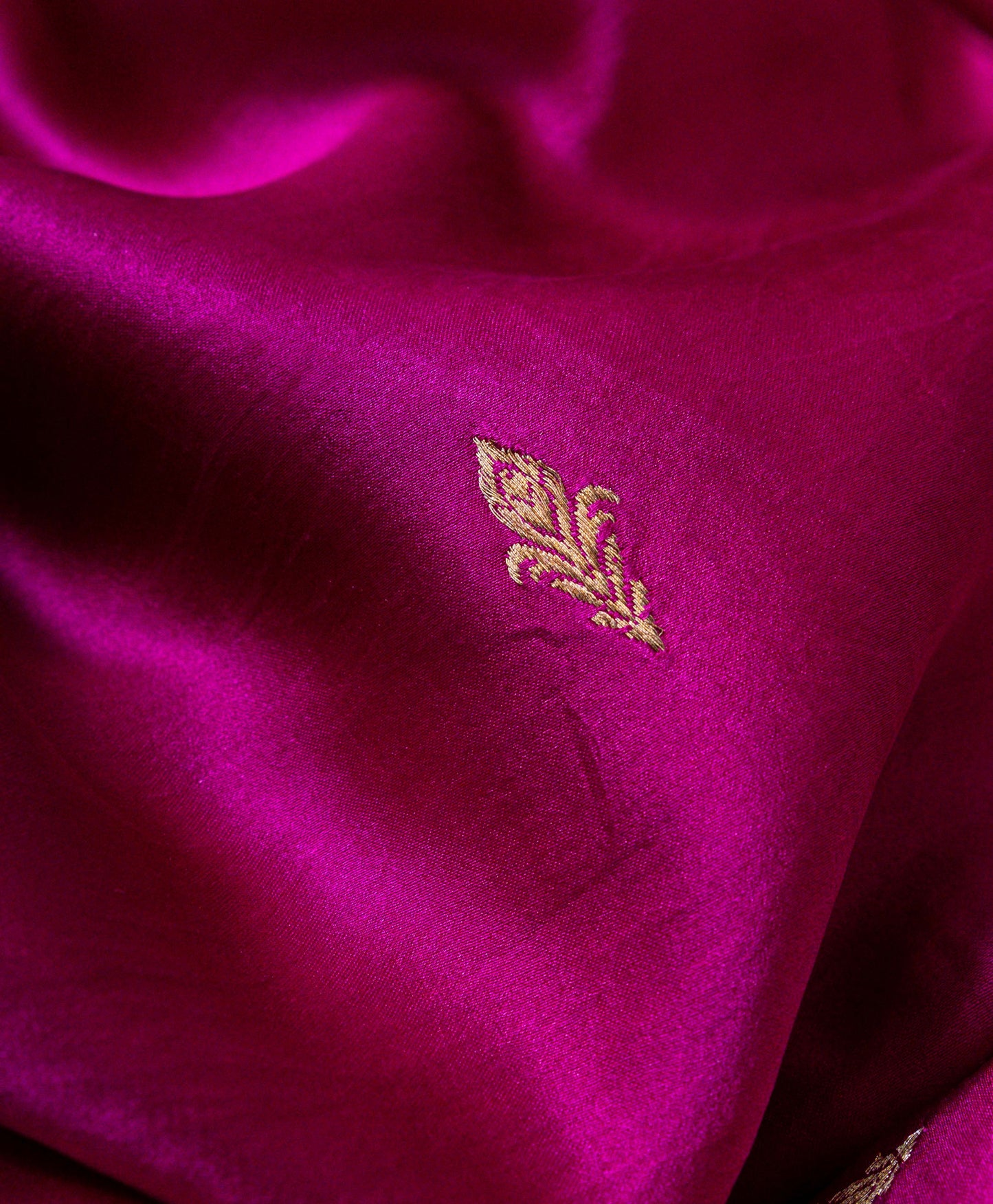 Necklace Handwoven Banaras Saree