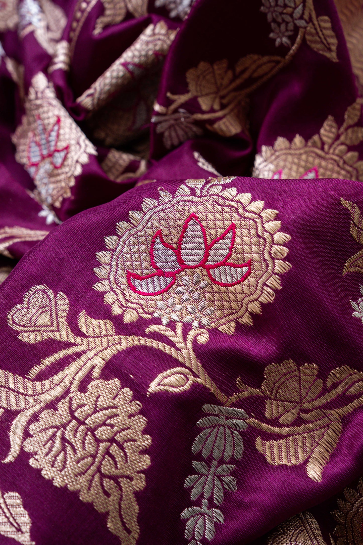 Paan Jaal Handwoven Banaras Saree