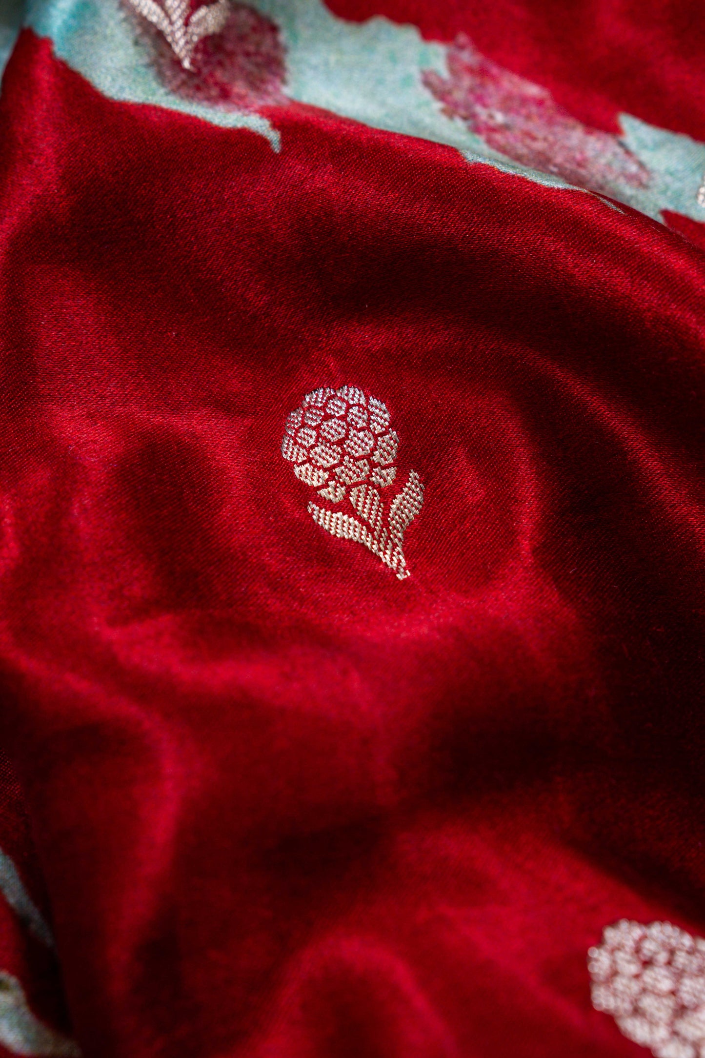 Vaana Handwoven Banaras Saree