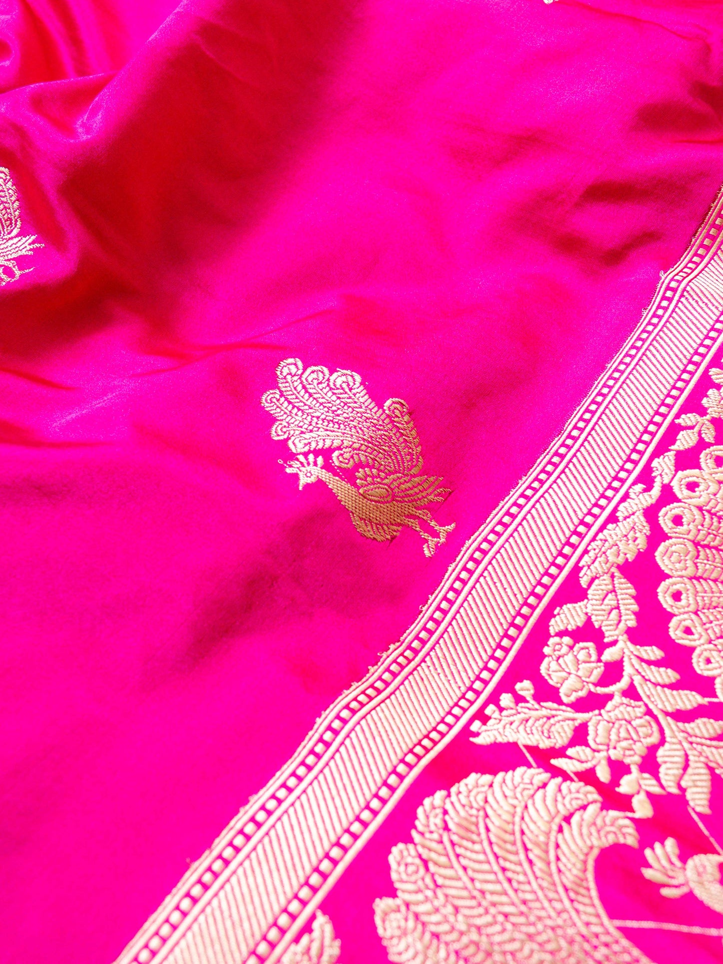 Mayur Border Handwoven Banaras Saree