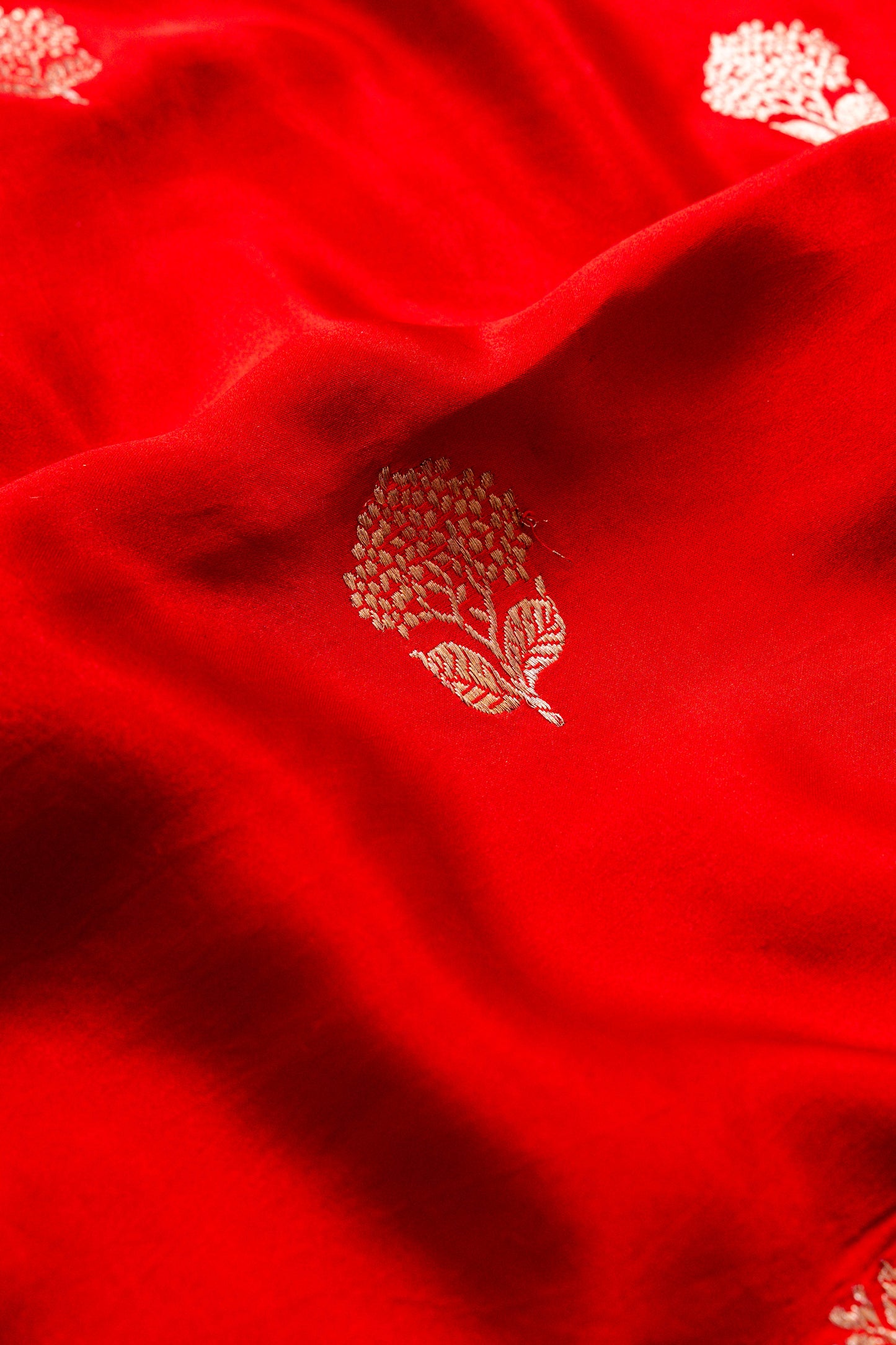 Peepal Handwoven Banaras Saree