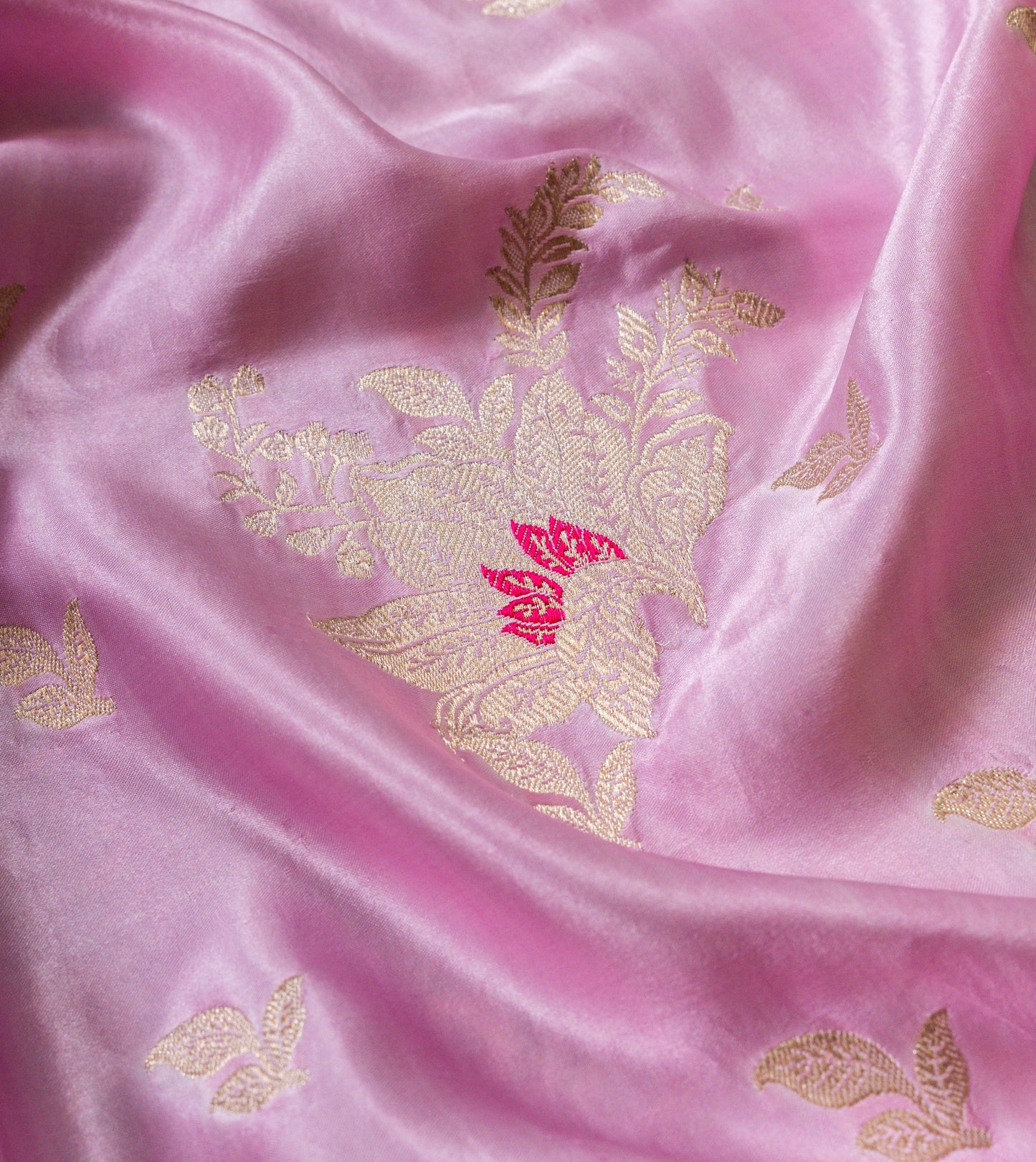 Guldasta Handwoven Banaras Saree
