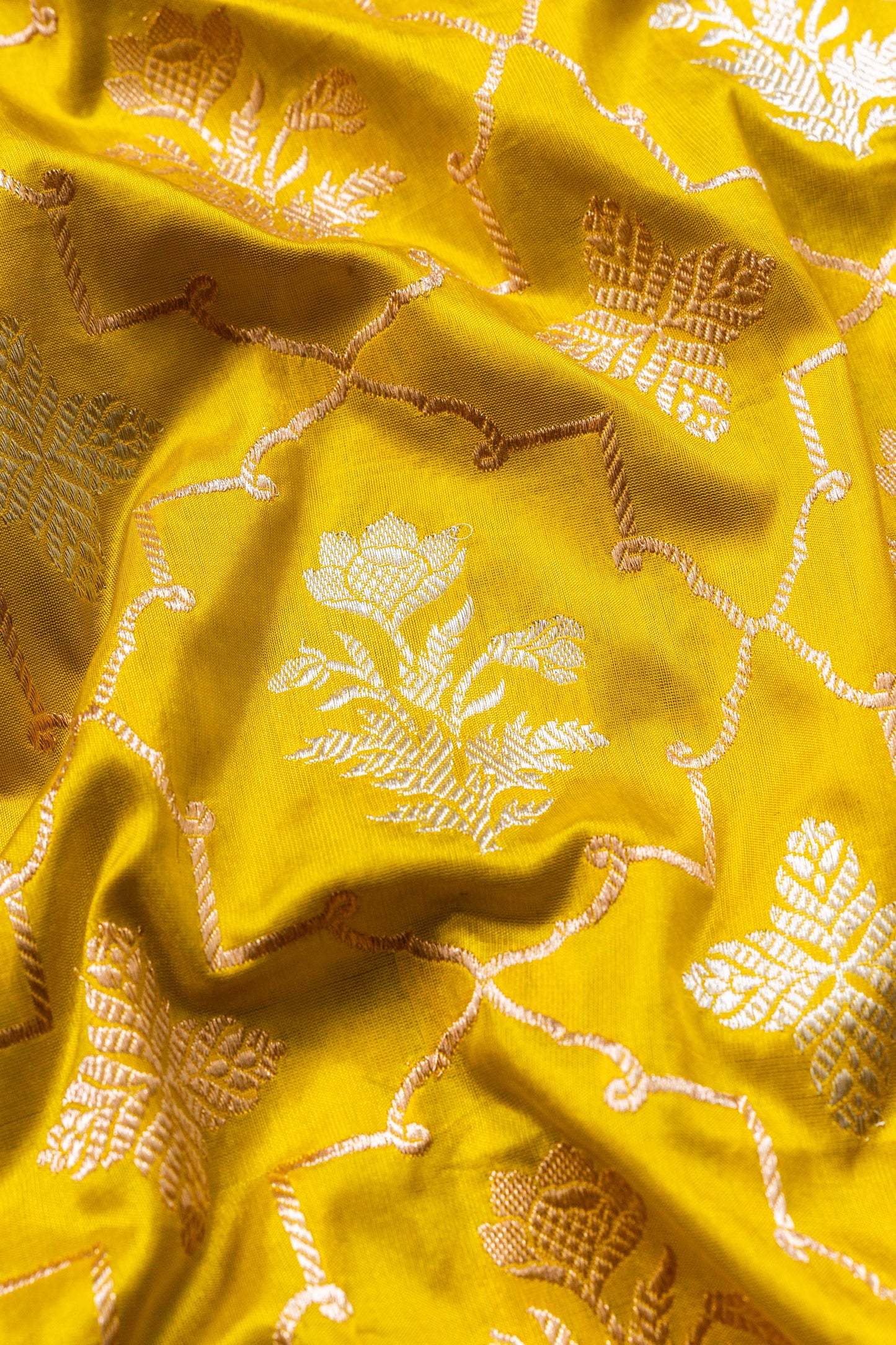 Taara Jaal Handwoven Banaras Saree
