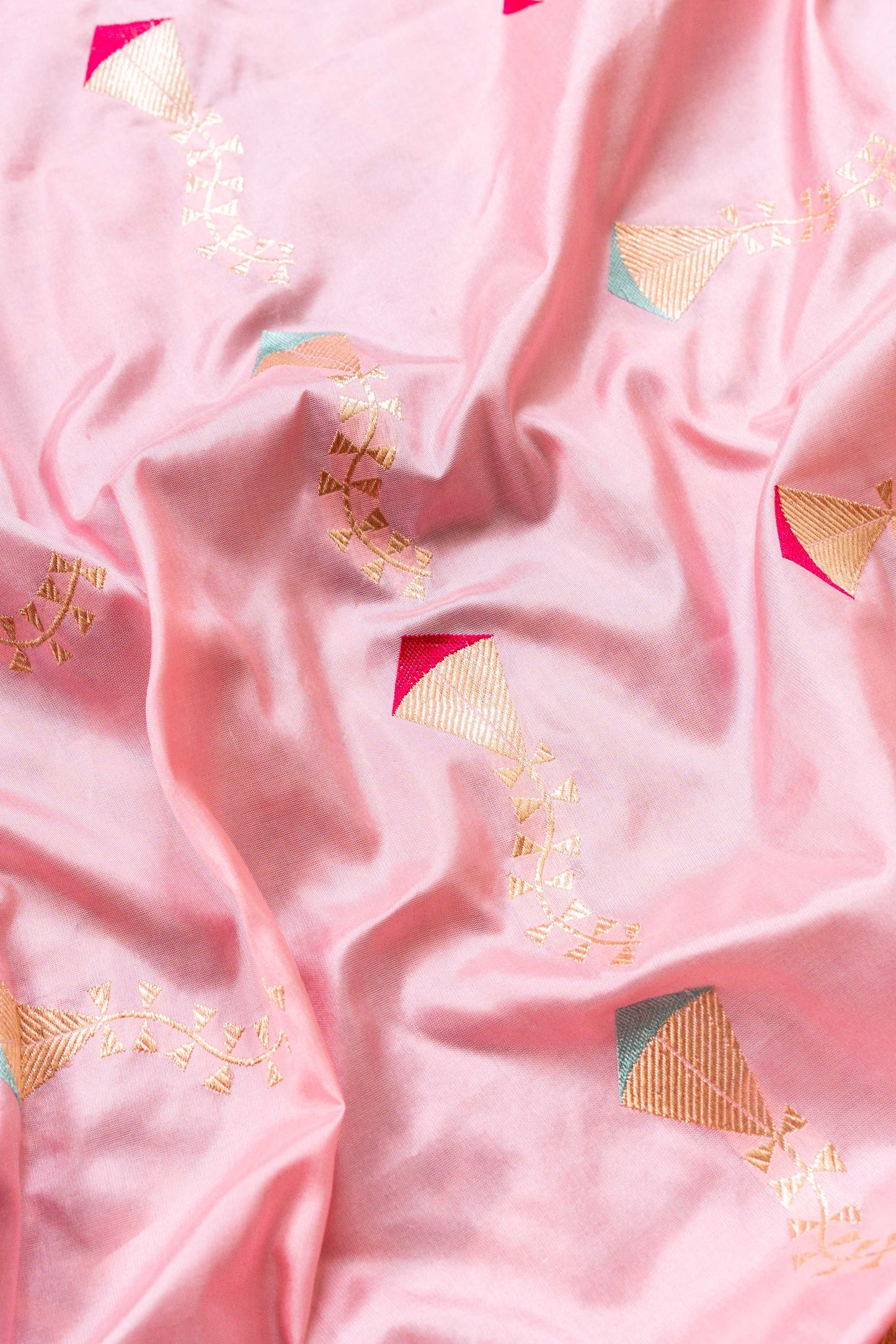 Patang Handwoven Banaras Saree