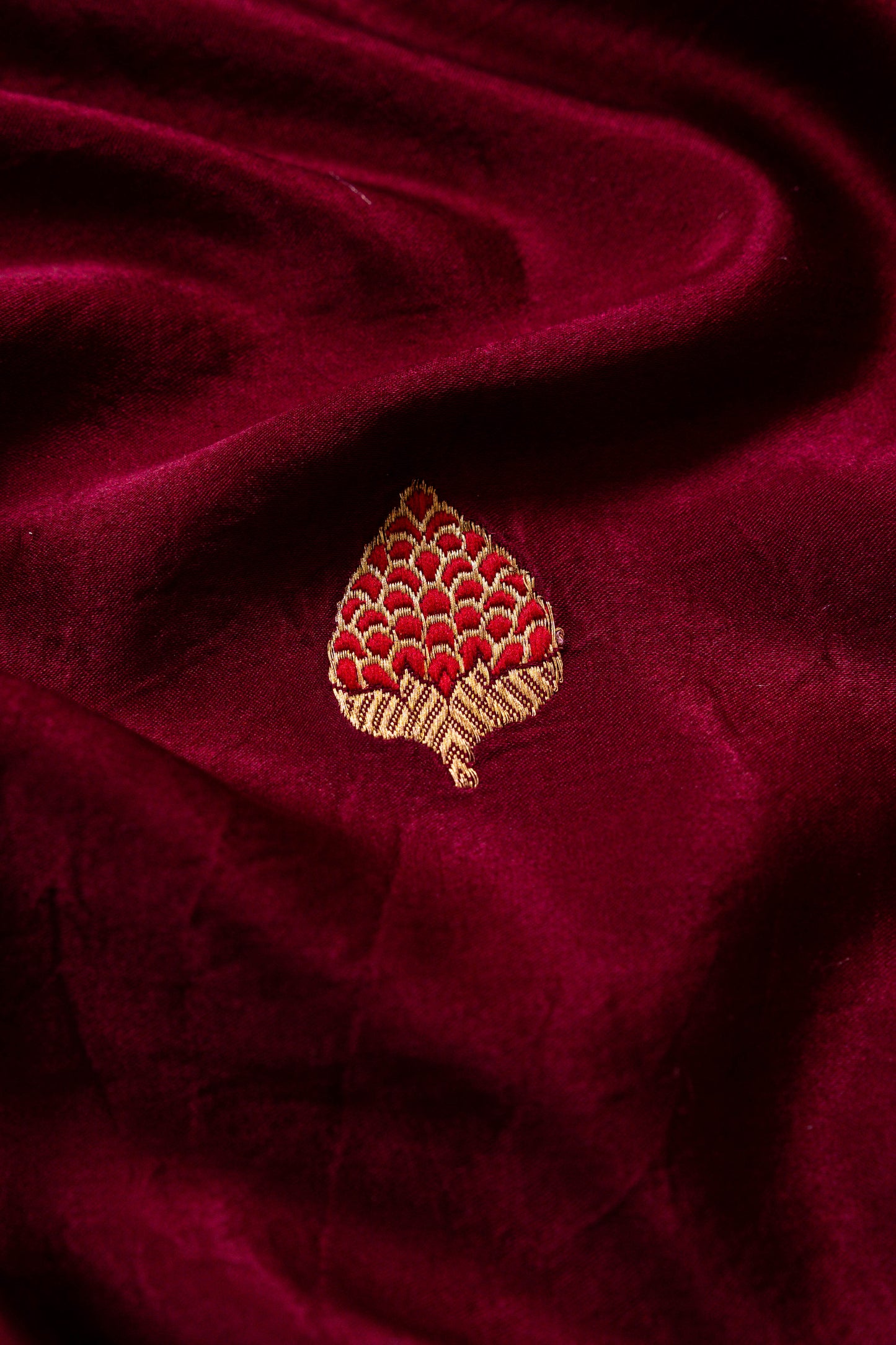 Ashawali Border Handwoven Banaras Saree