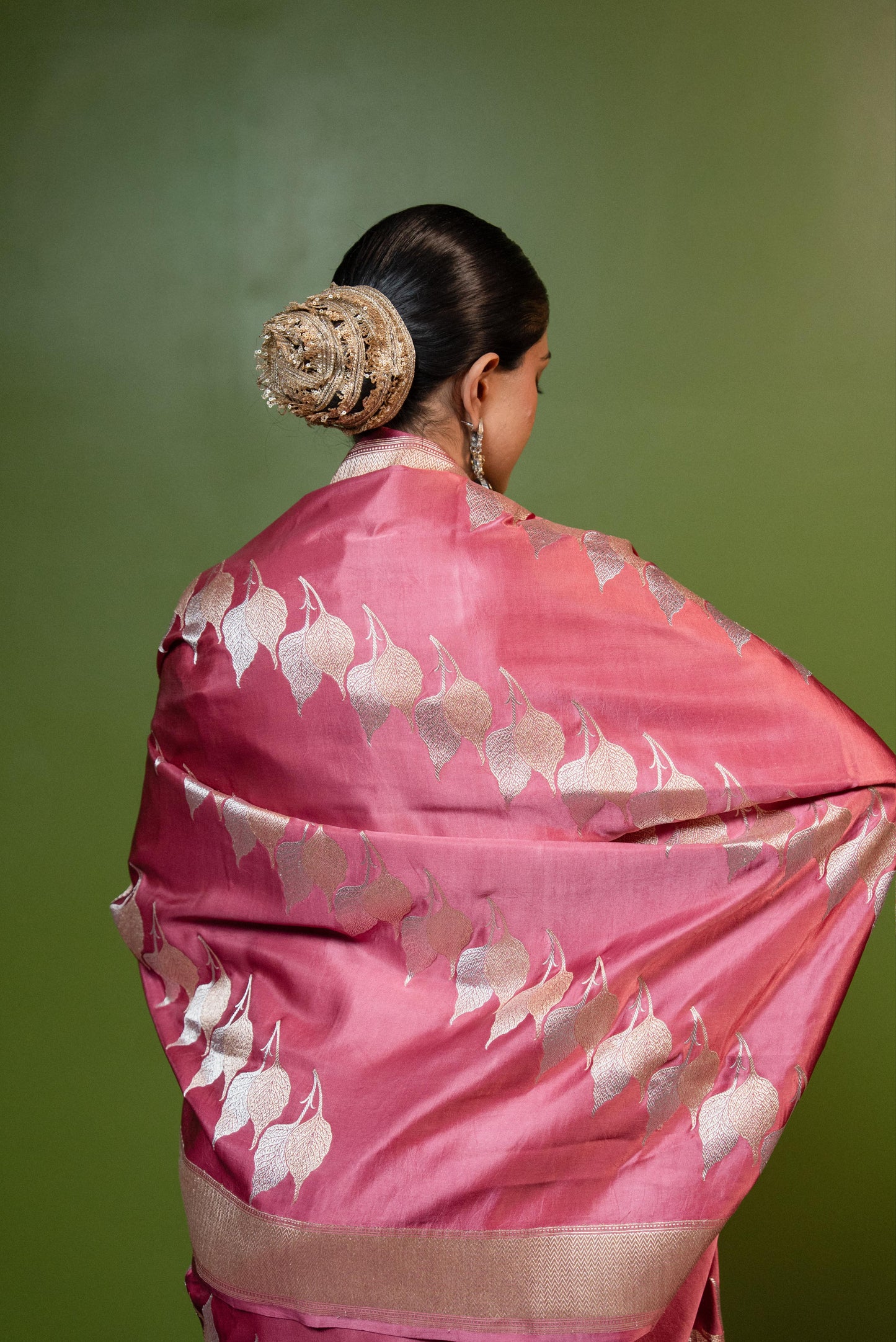 Peepal Rooted in calm. Alive with meaning. Handwoven Banarasi Saare