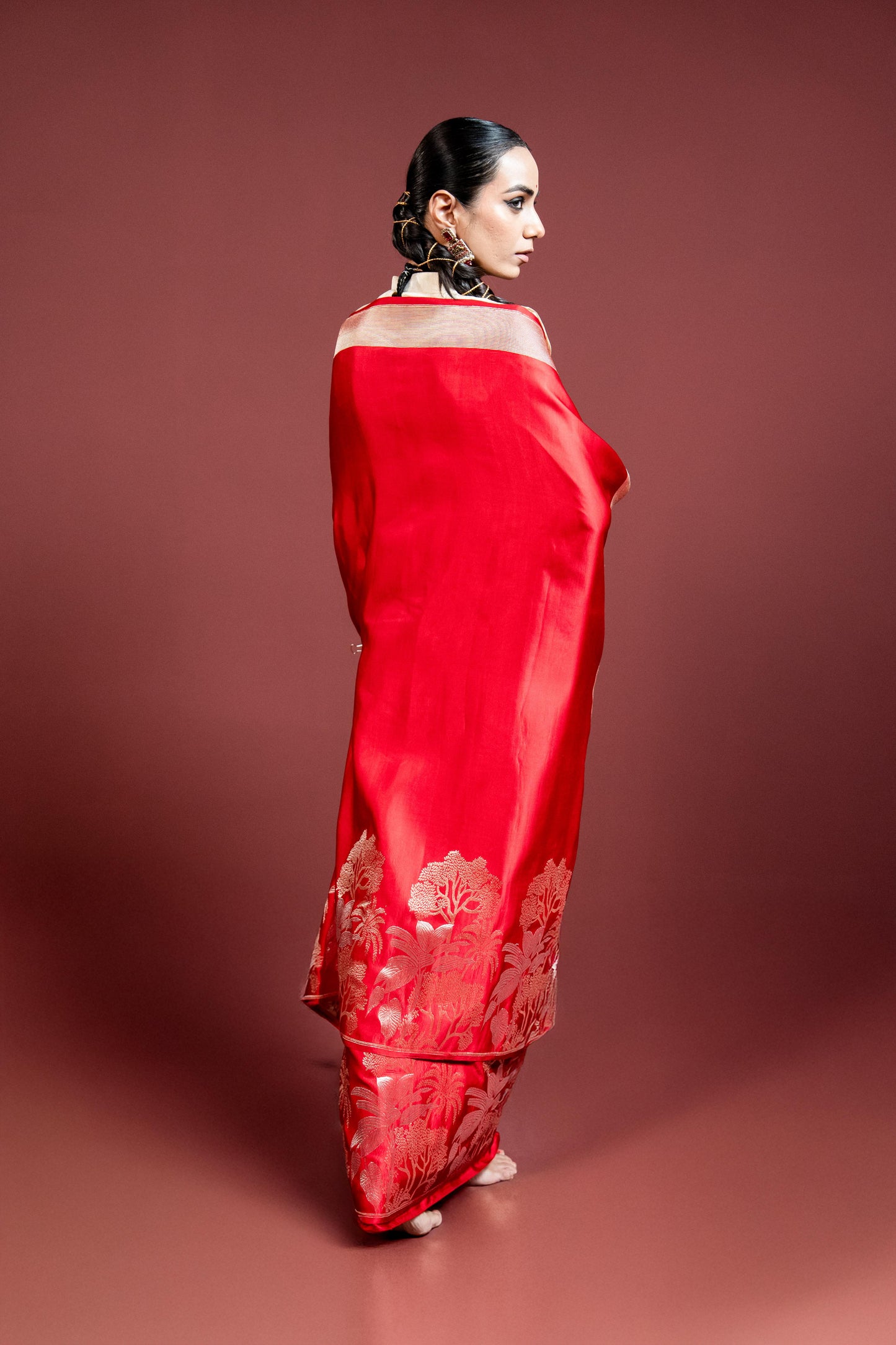Vriksh: Rooted in tradition, Banarasi Handwoven Saare