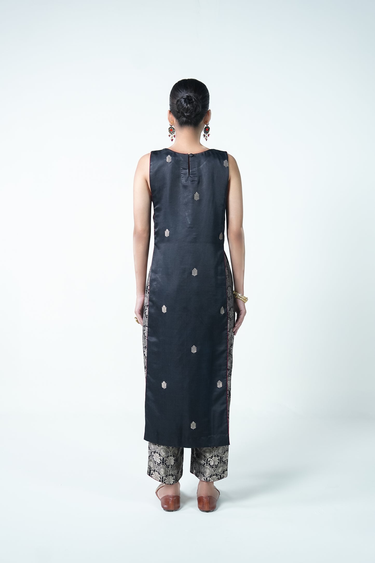 Rudraksh – Elegant Black Banarasi Ethnic Suit for Women