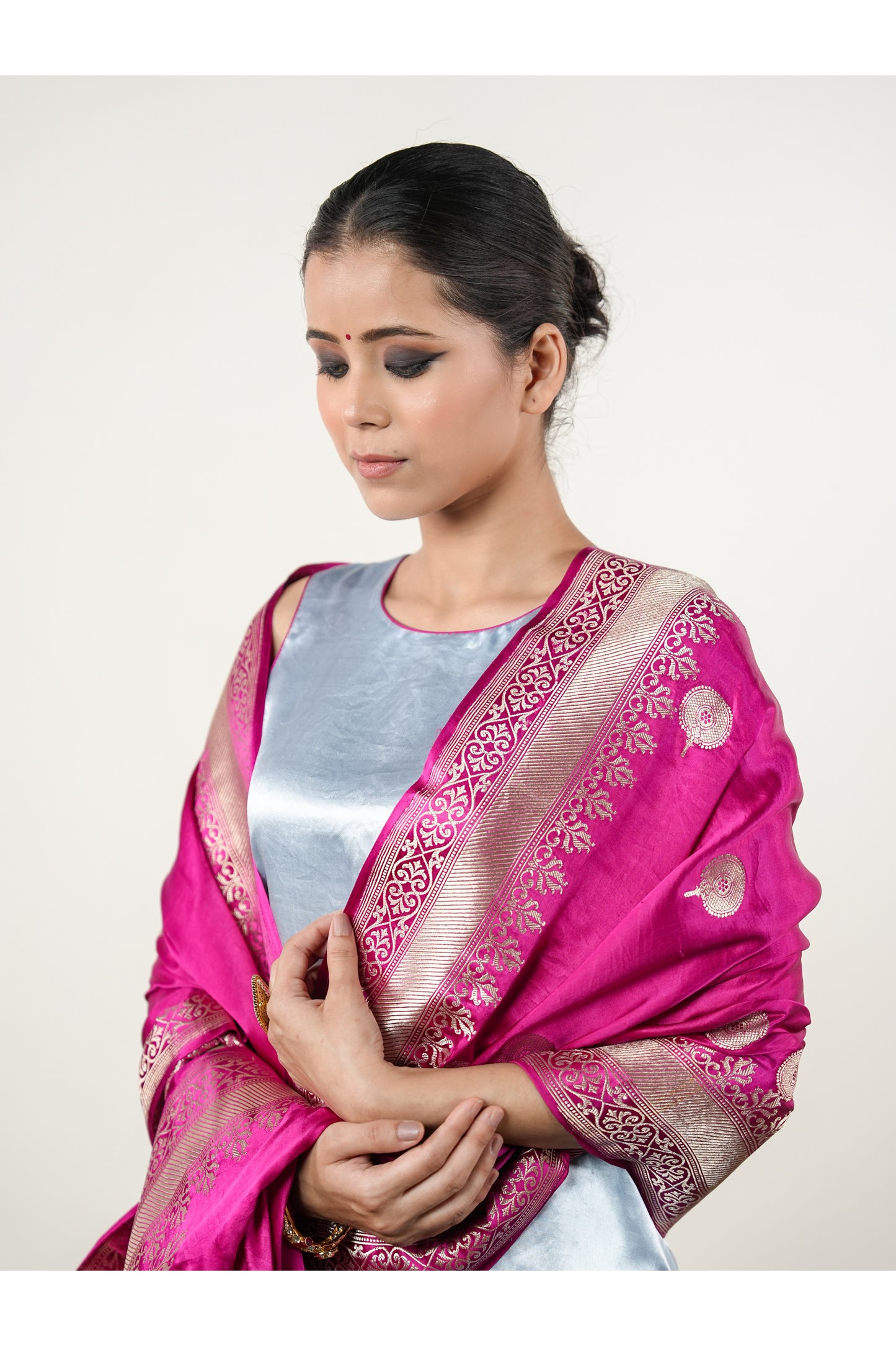 Divya – Elegant Blue Ethnic Suit for Women