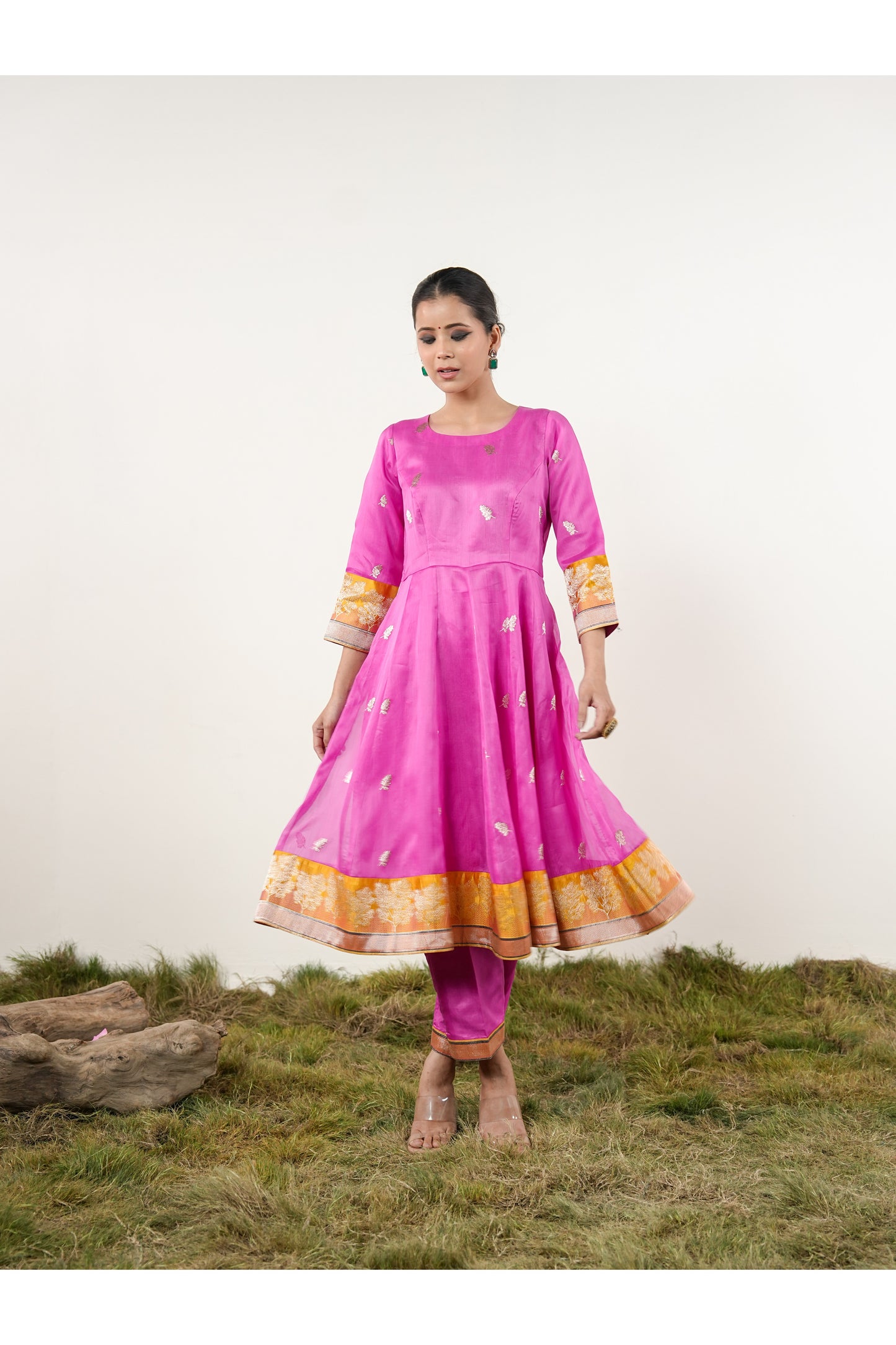 Sindh – Classic Pink Ethnic Suit for Women