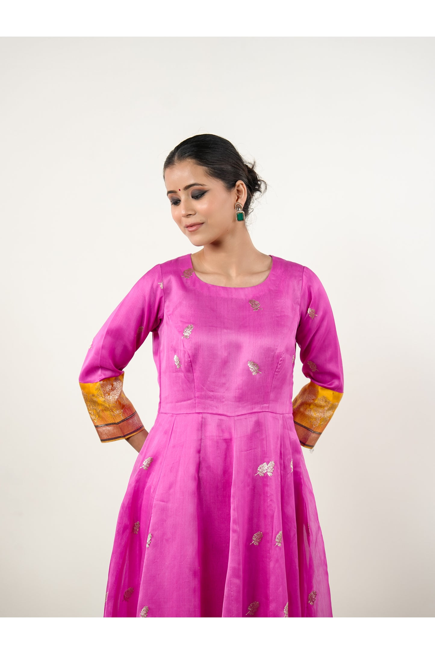Sindh – Classic Pink Ethnic Suit for Women
