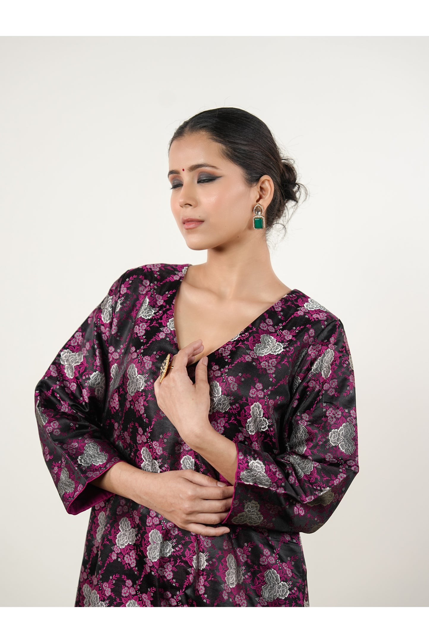 Nirja – Timeless Black Ethnic Suit for Women