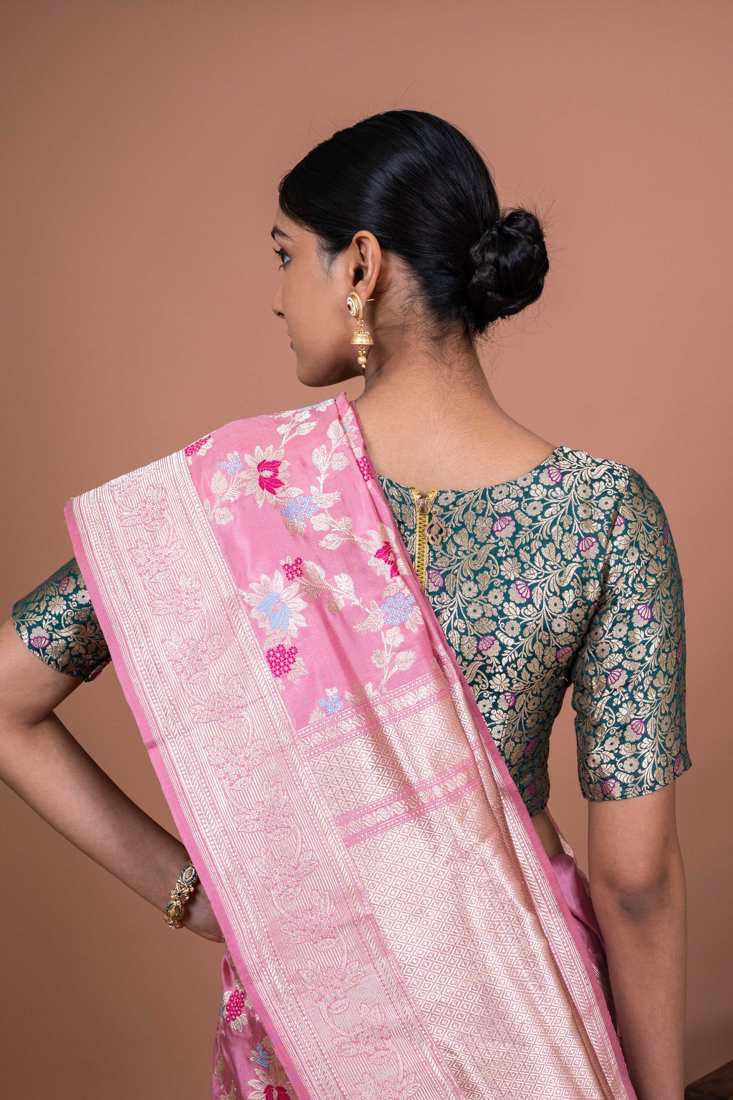 Dwarka Handwoven Banaras Saree
